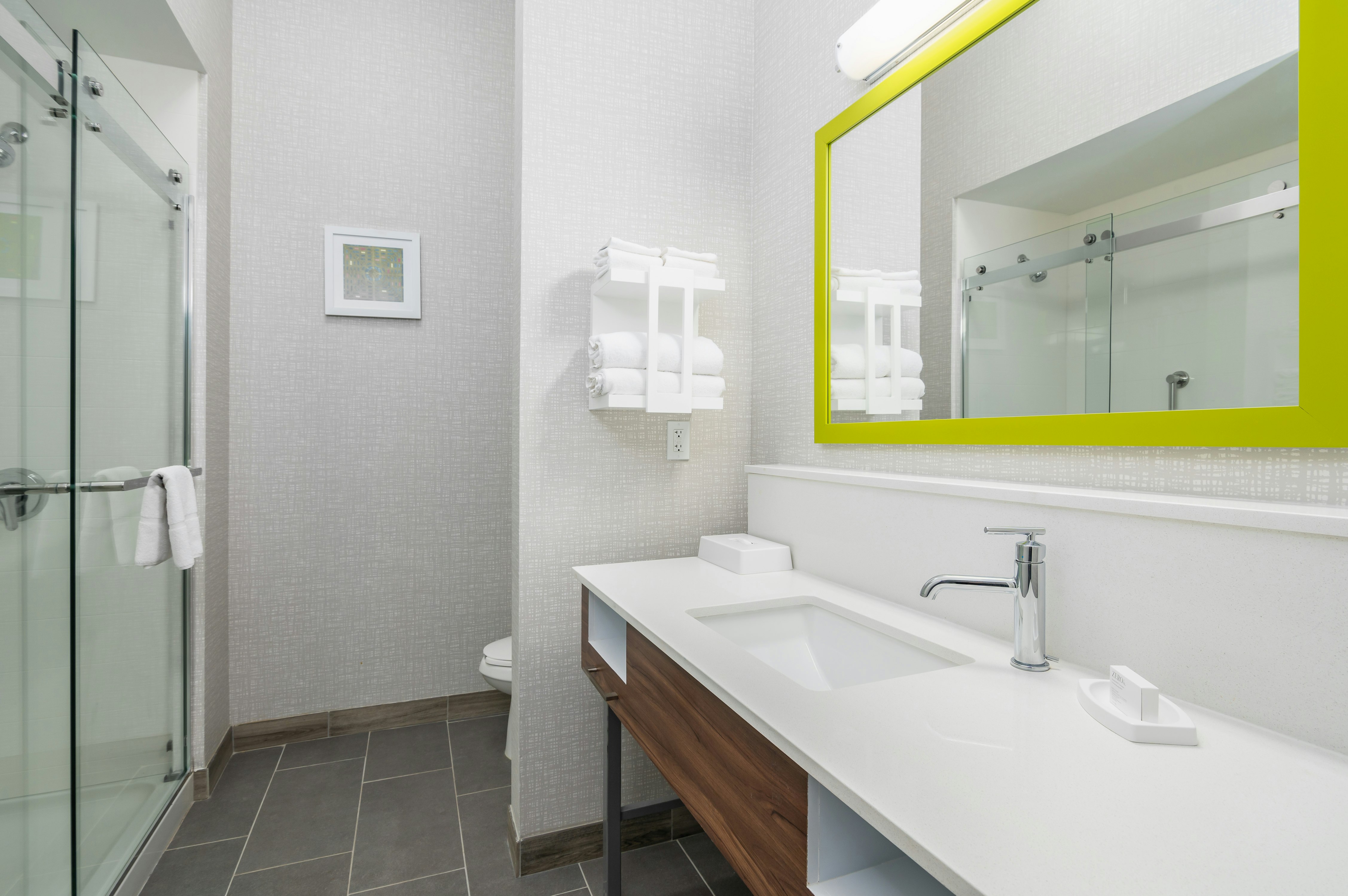 Hampton Inn & Suites Hartford-Manchester