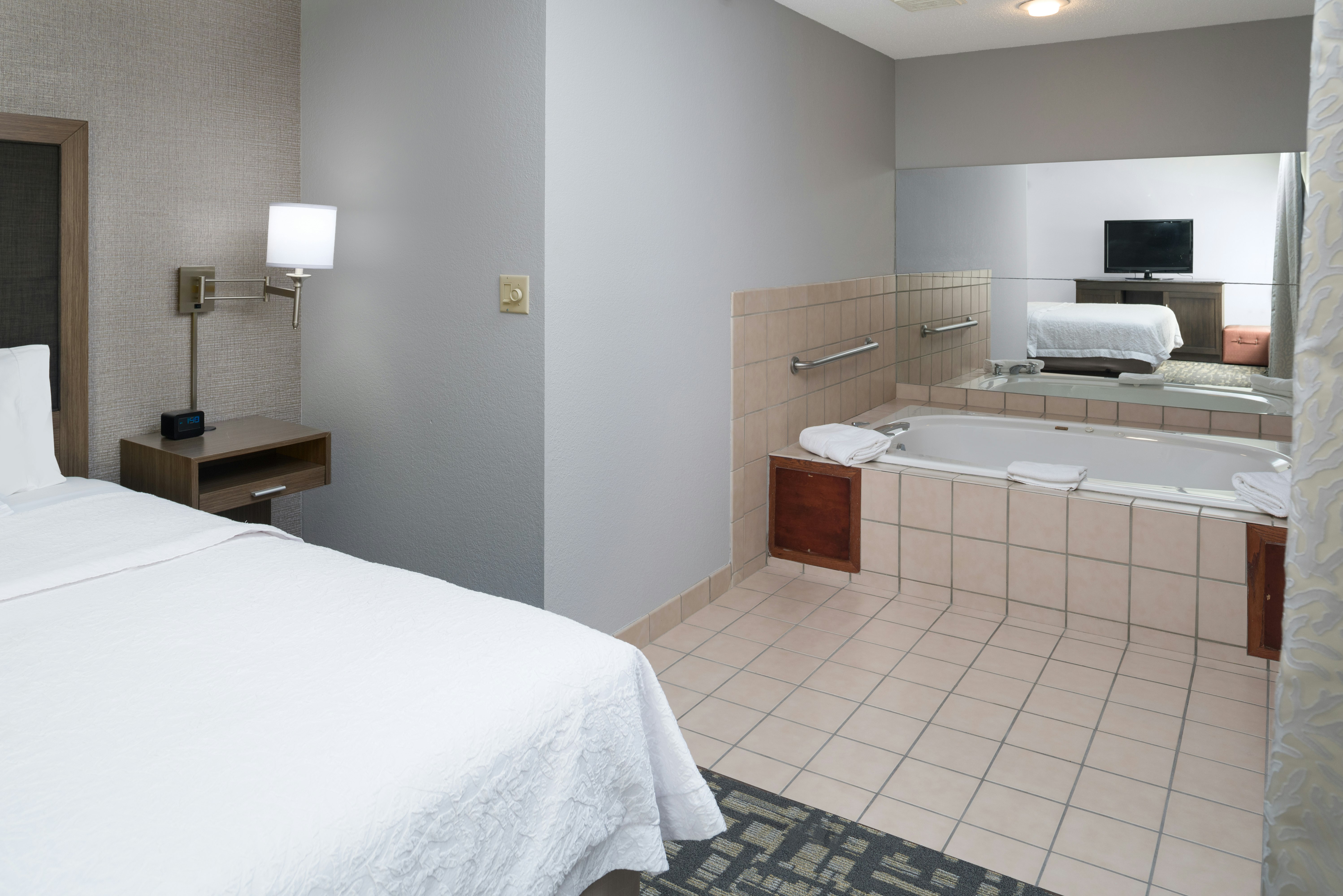 Hampton Inn North Sioux City