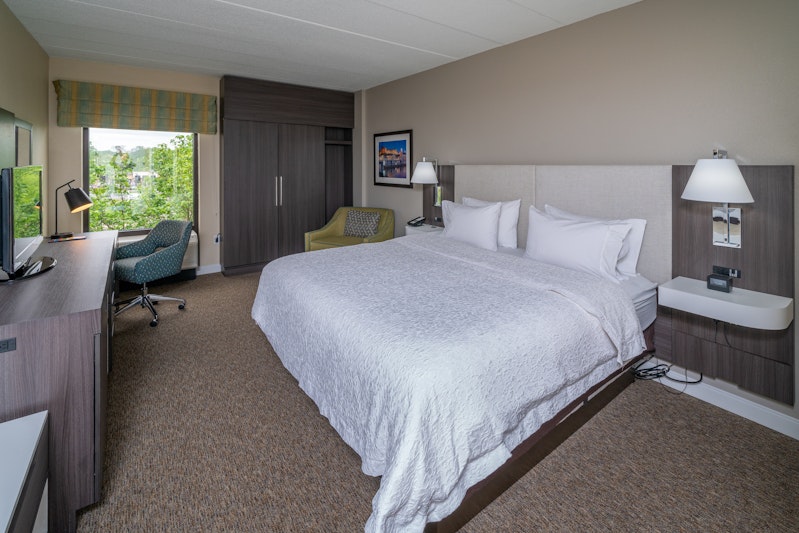 Hampton Inn & Suites Valley Forge/Oaks