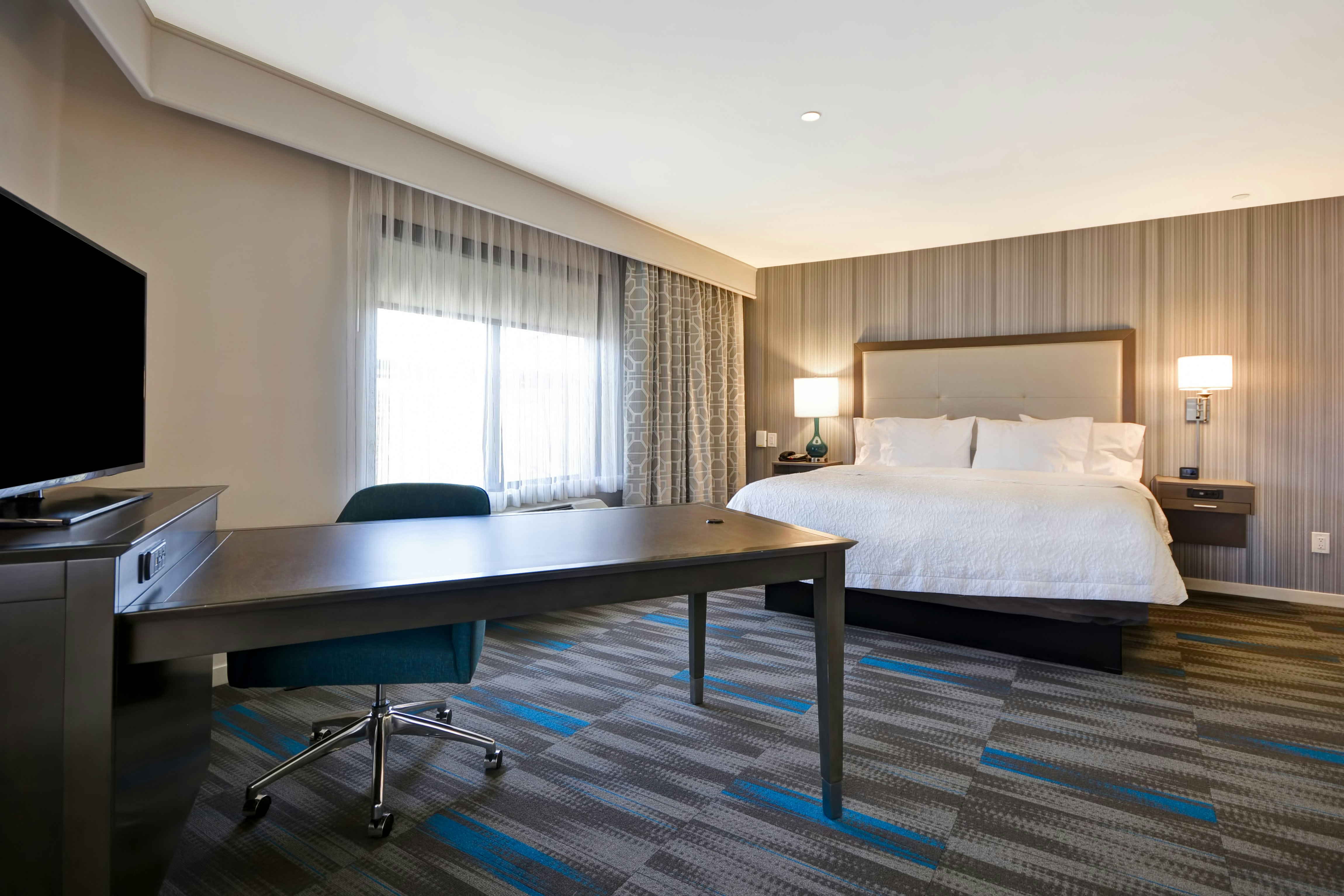 Hampton Inn and Suites Los Angeles Burbank Airport