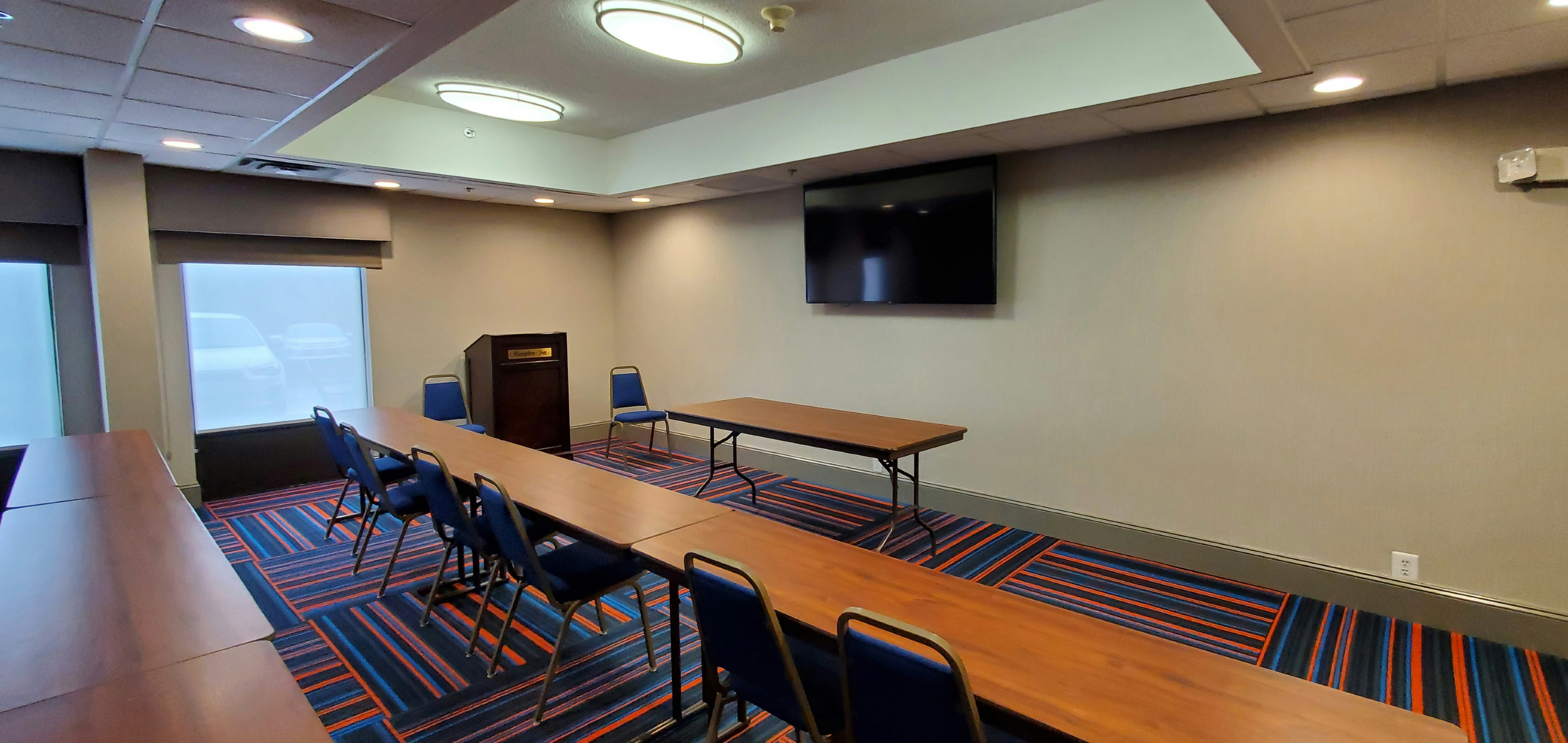 Hampton Inn Hillsville