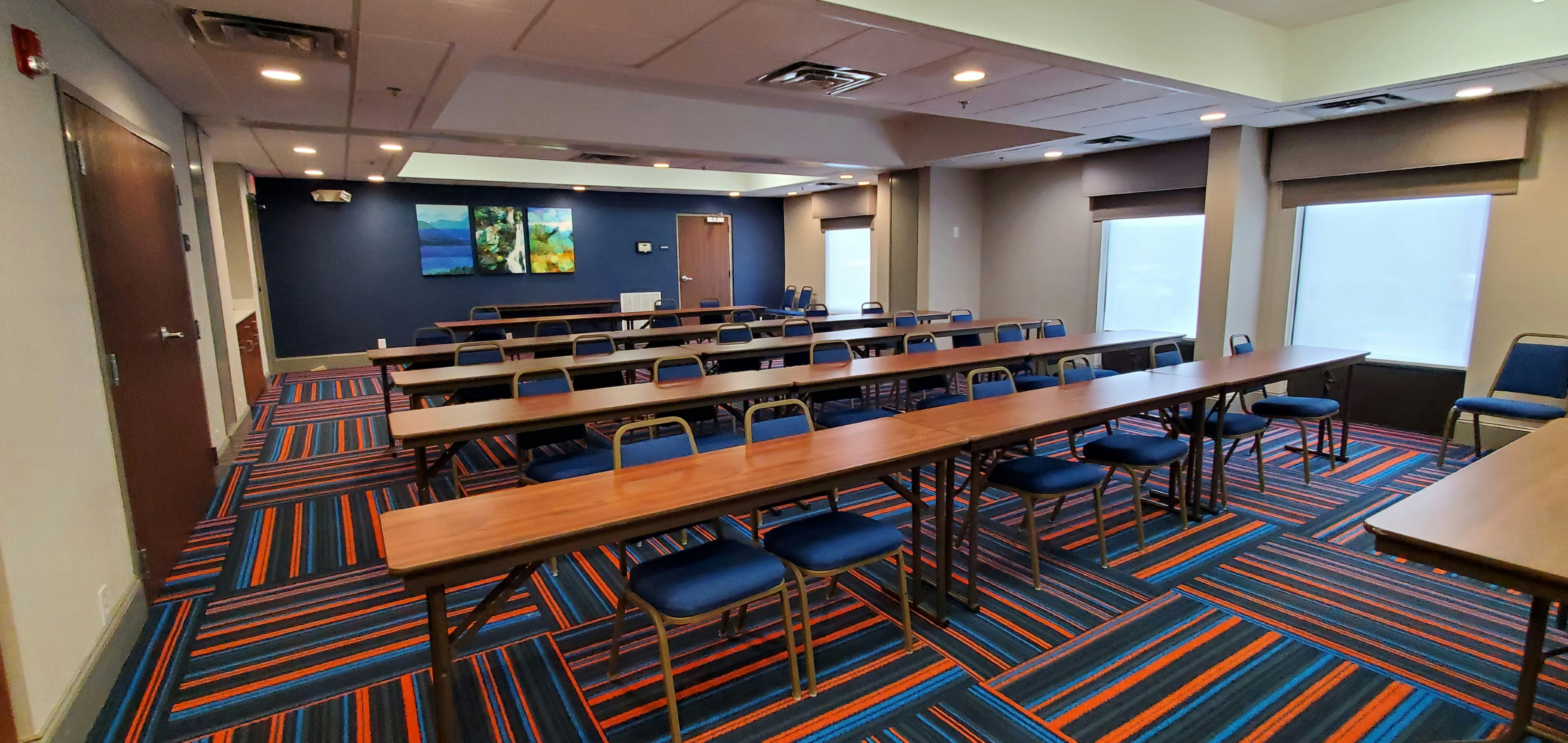Hampton Inn Hillsville