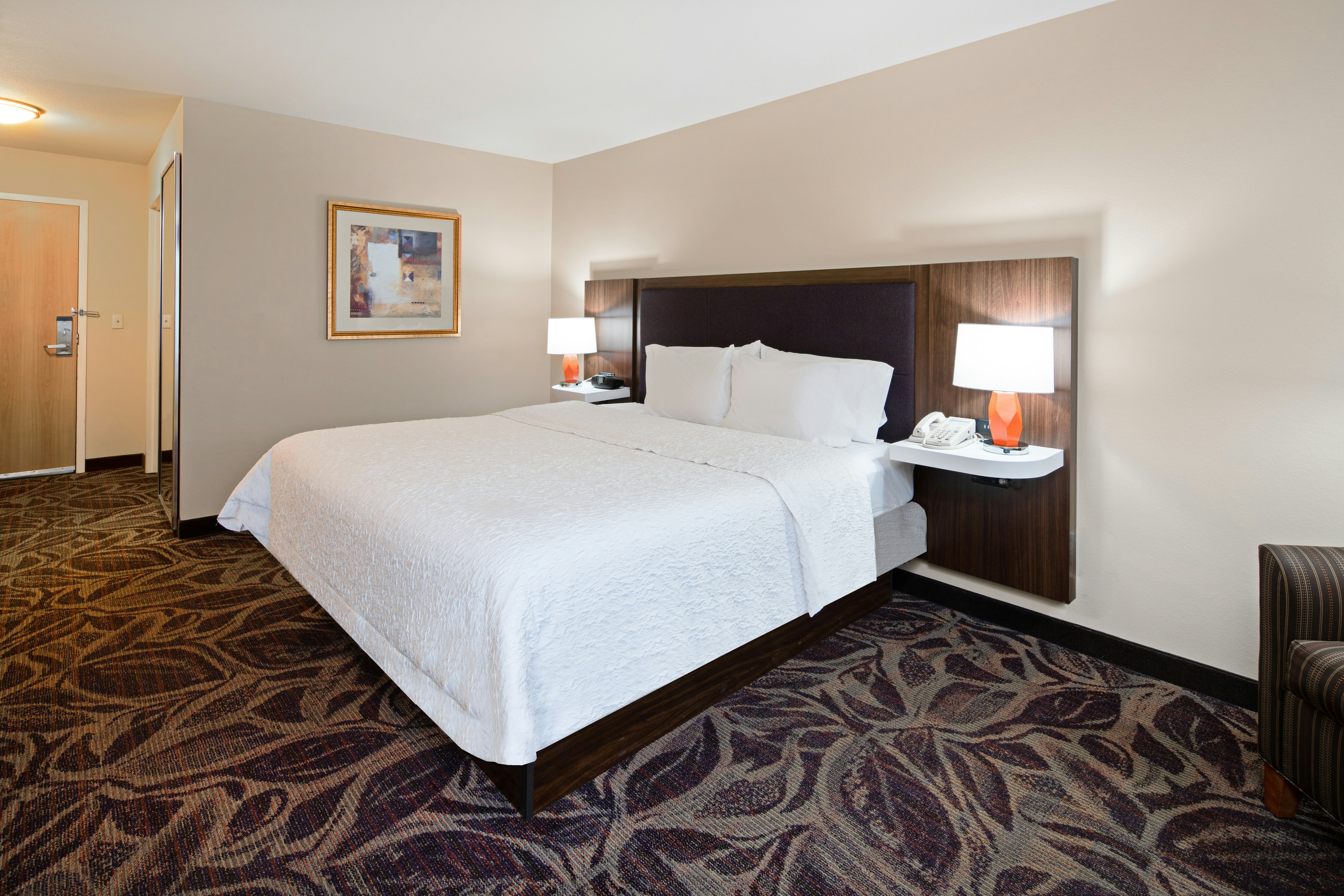 1 KING BED NONSMOK