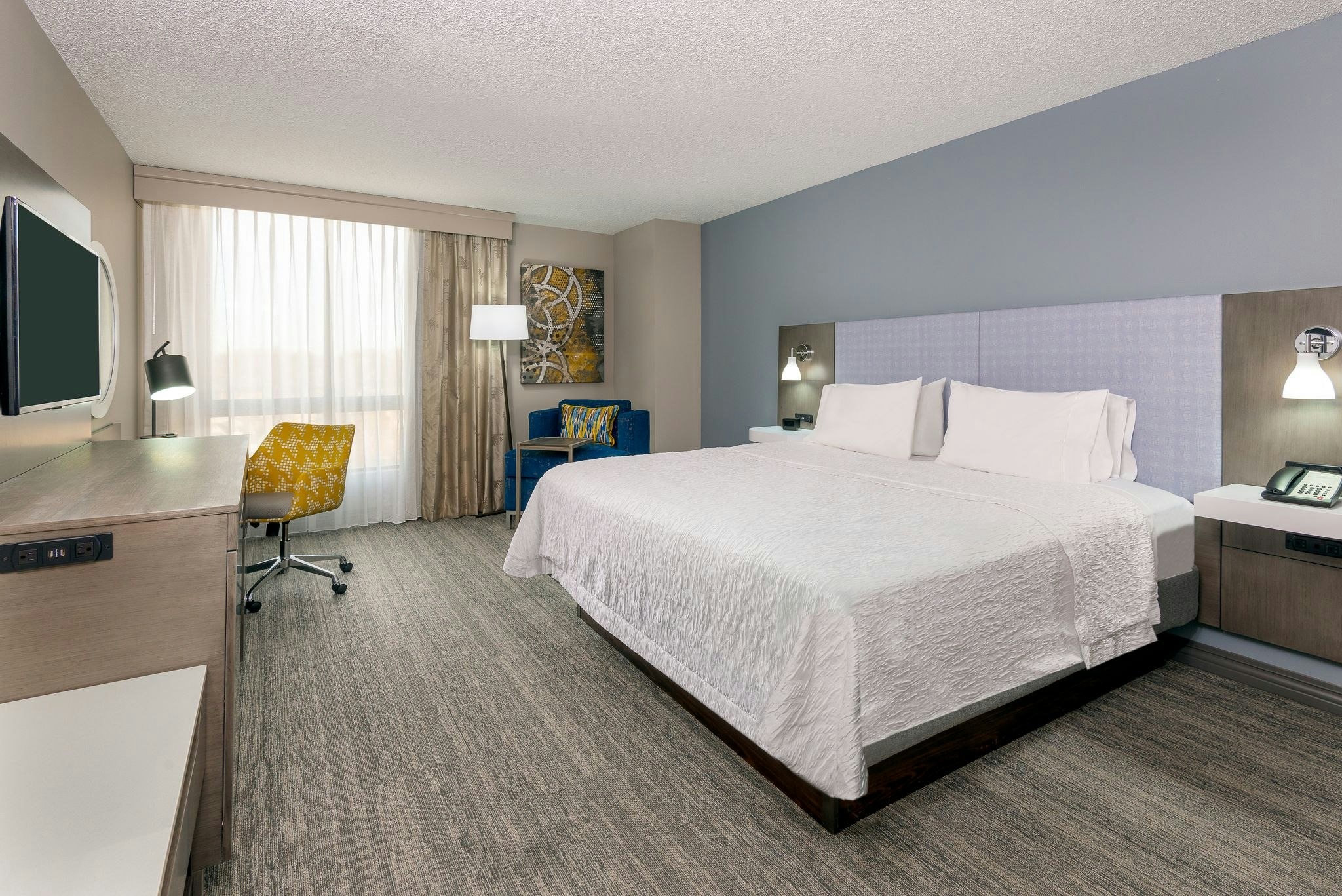 Hampton Inn & Suites Kansas City-Country Club Plaza