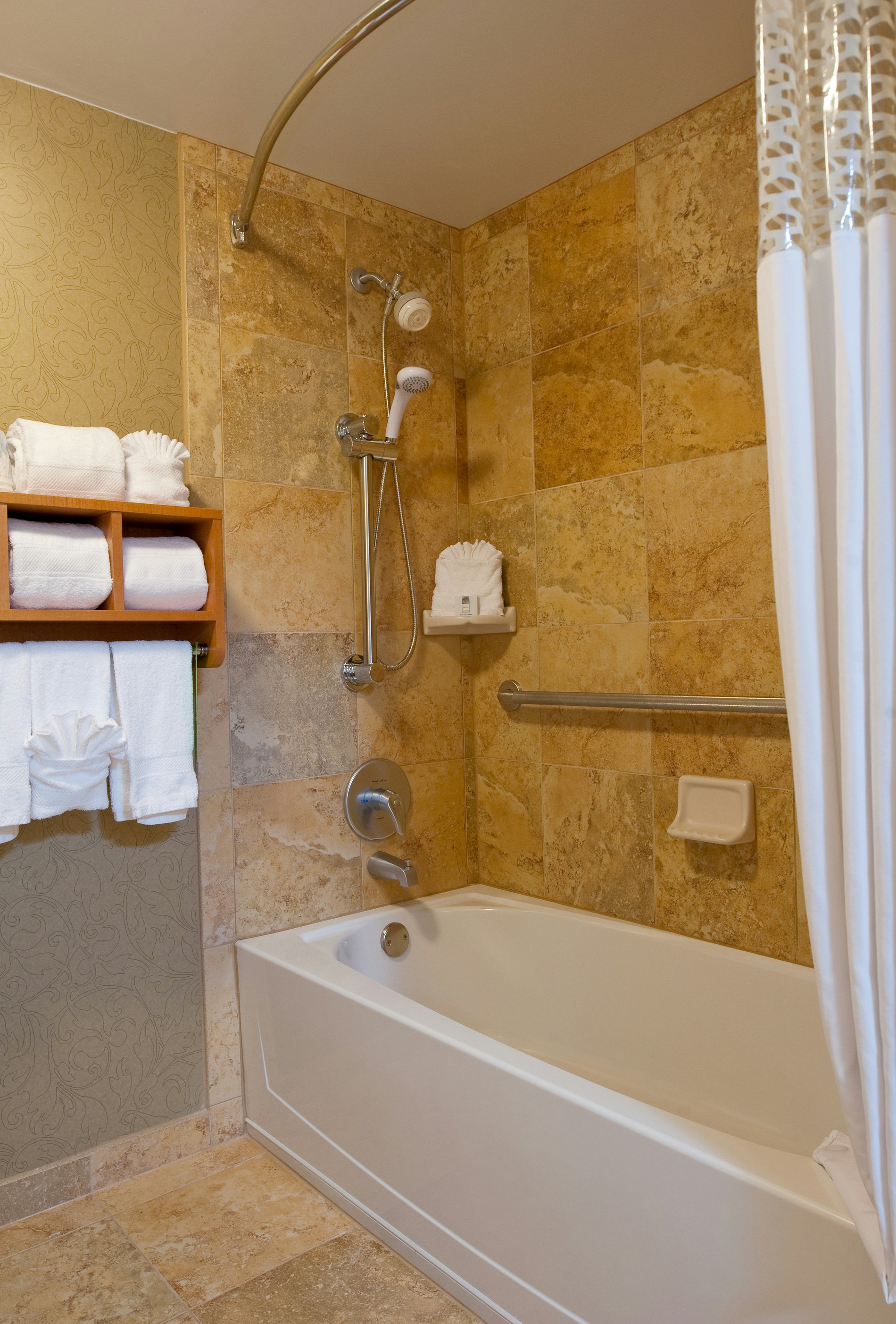 1 KNG ACCESSIBLE TUB NS