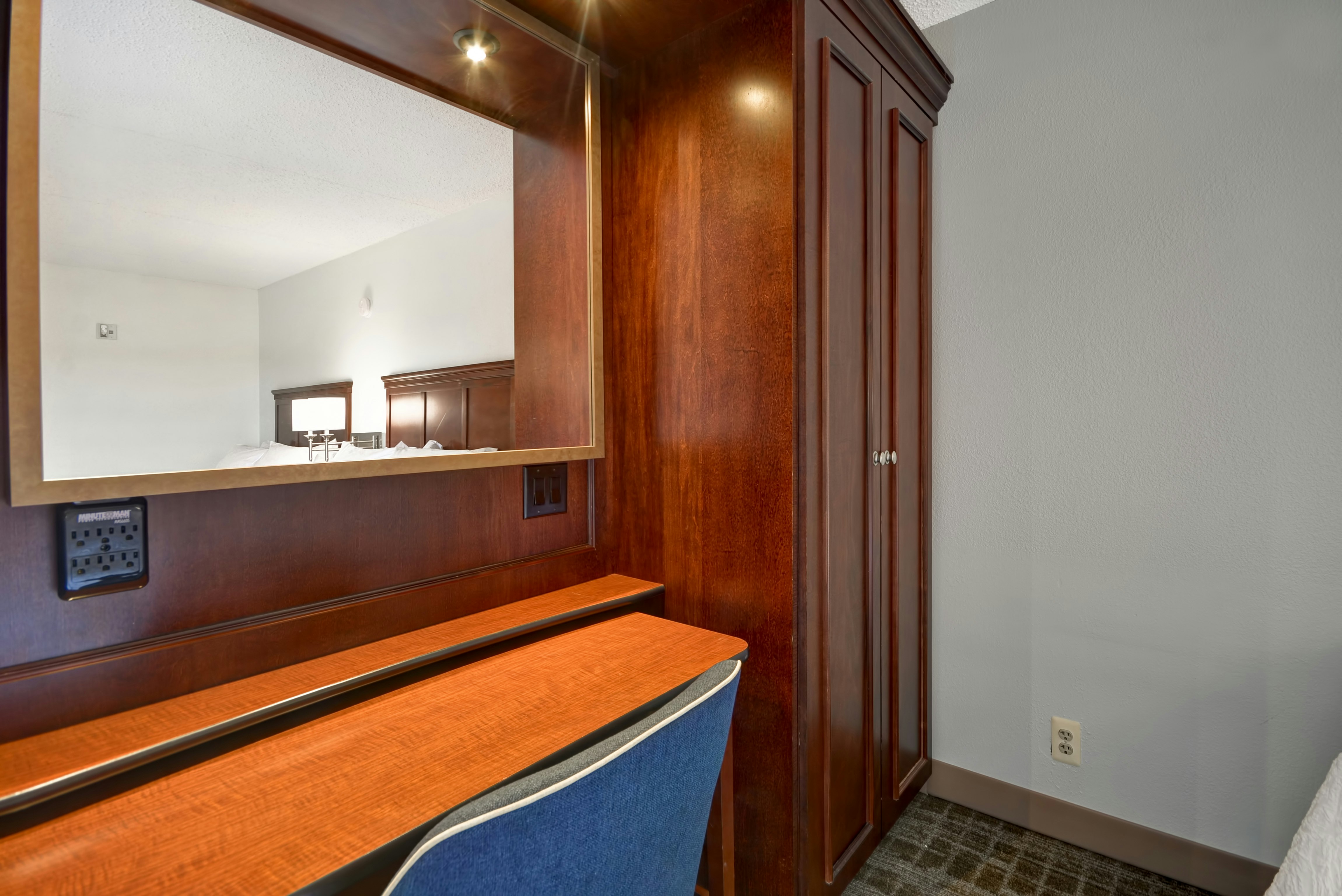 Hampton Inn Detroit/Madison Heights/South Troy Area