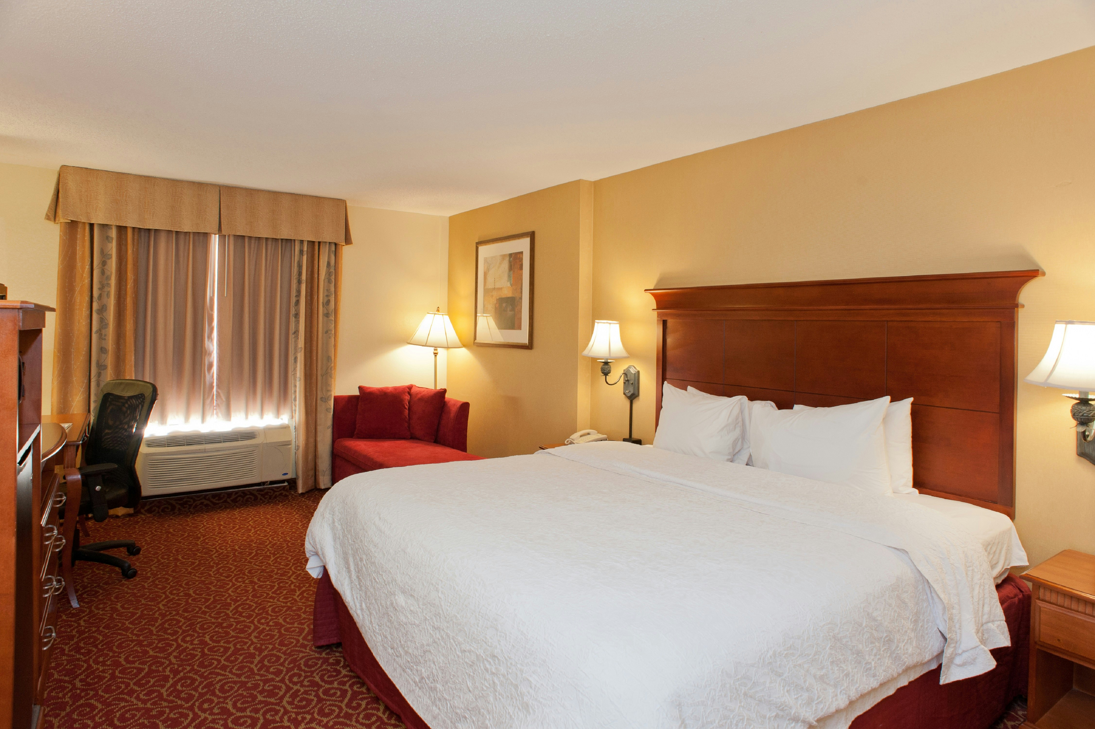 Hampton Inn & Suites McComb