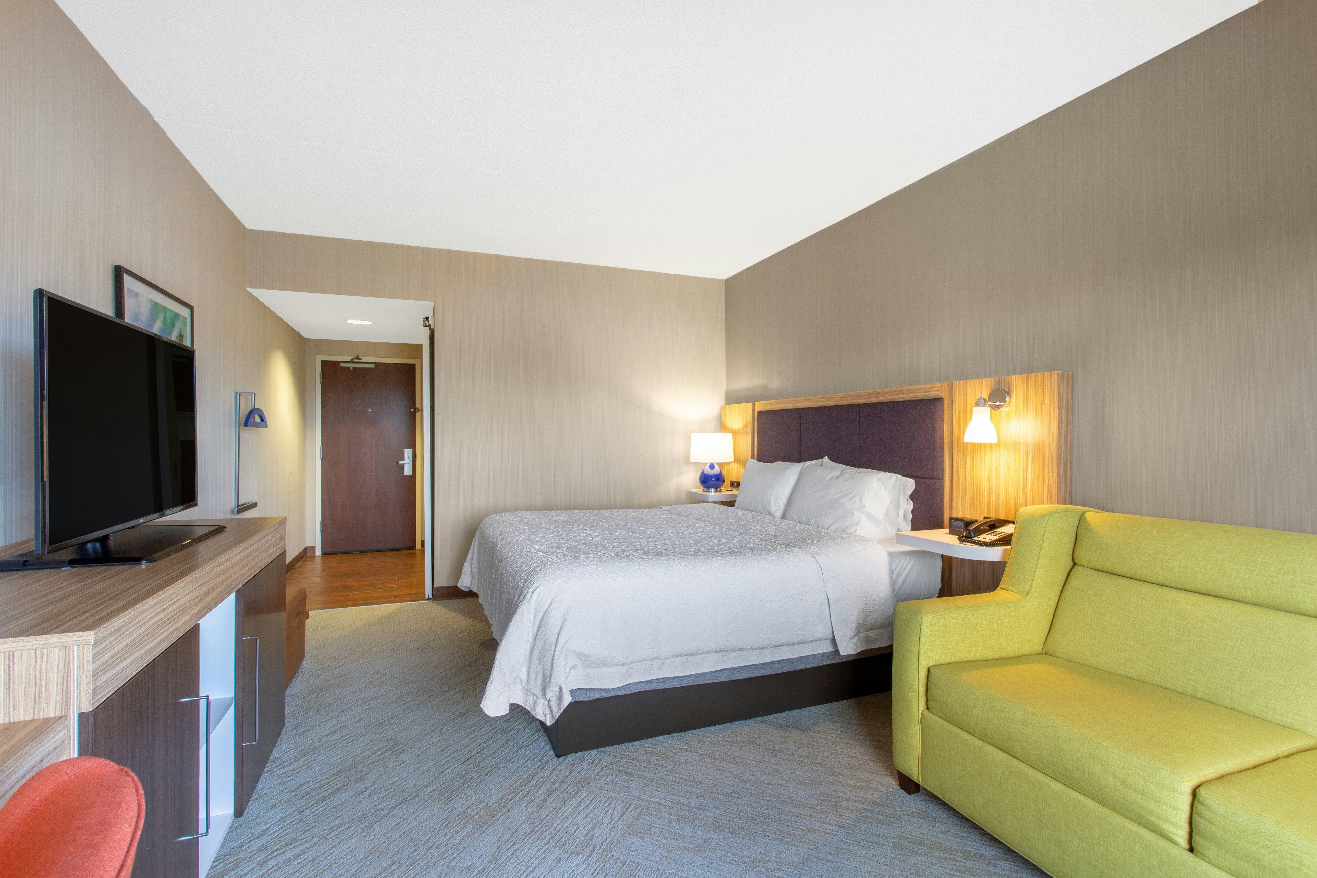 Hampton Inn & Suites Albany-Airport