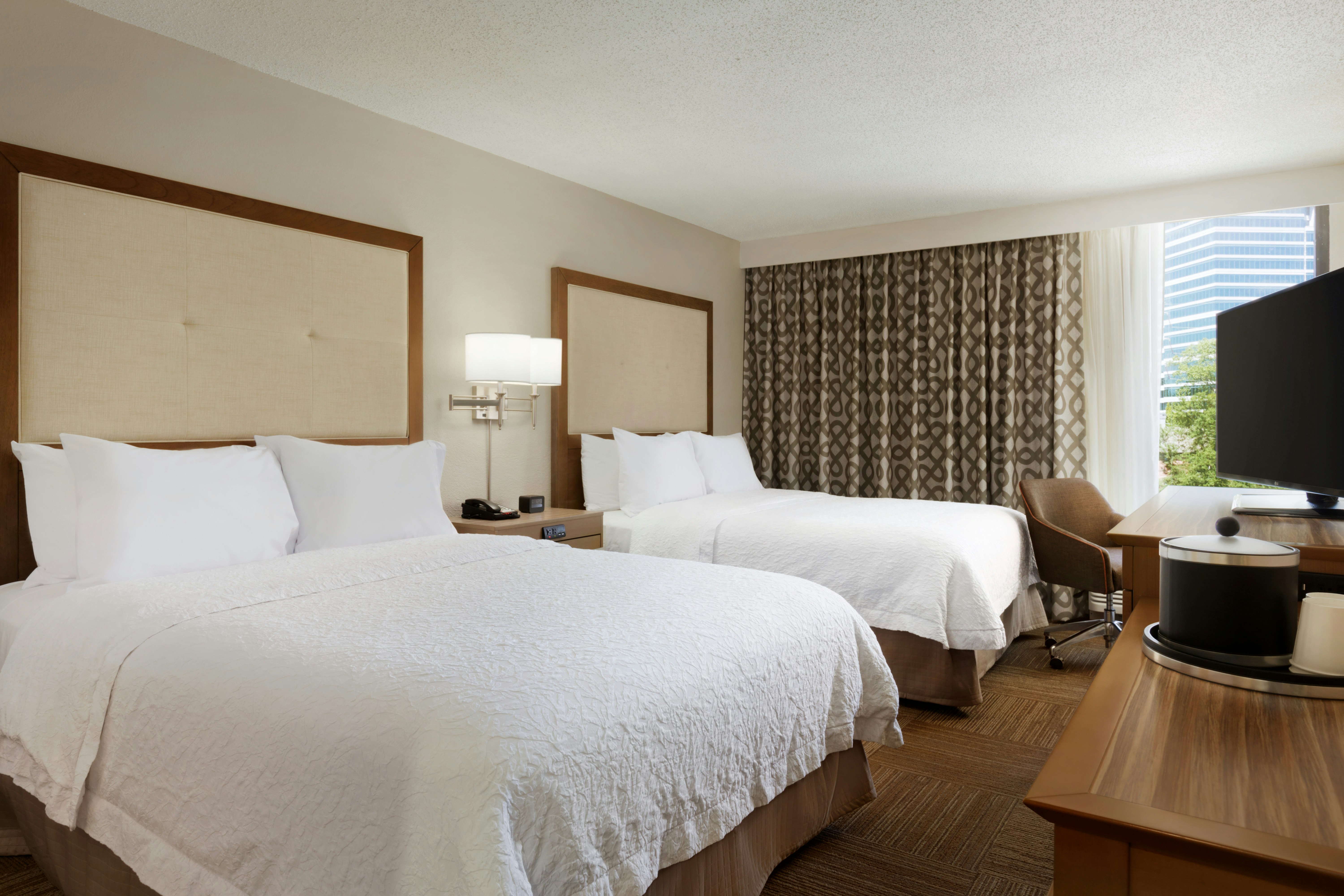 2 QUEEN BEDS NONSMOKING