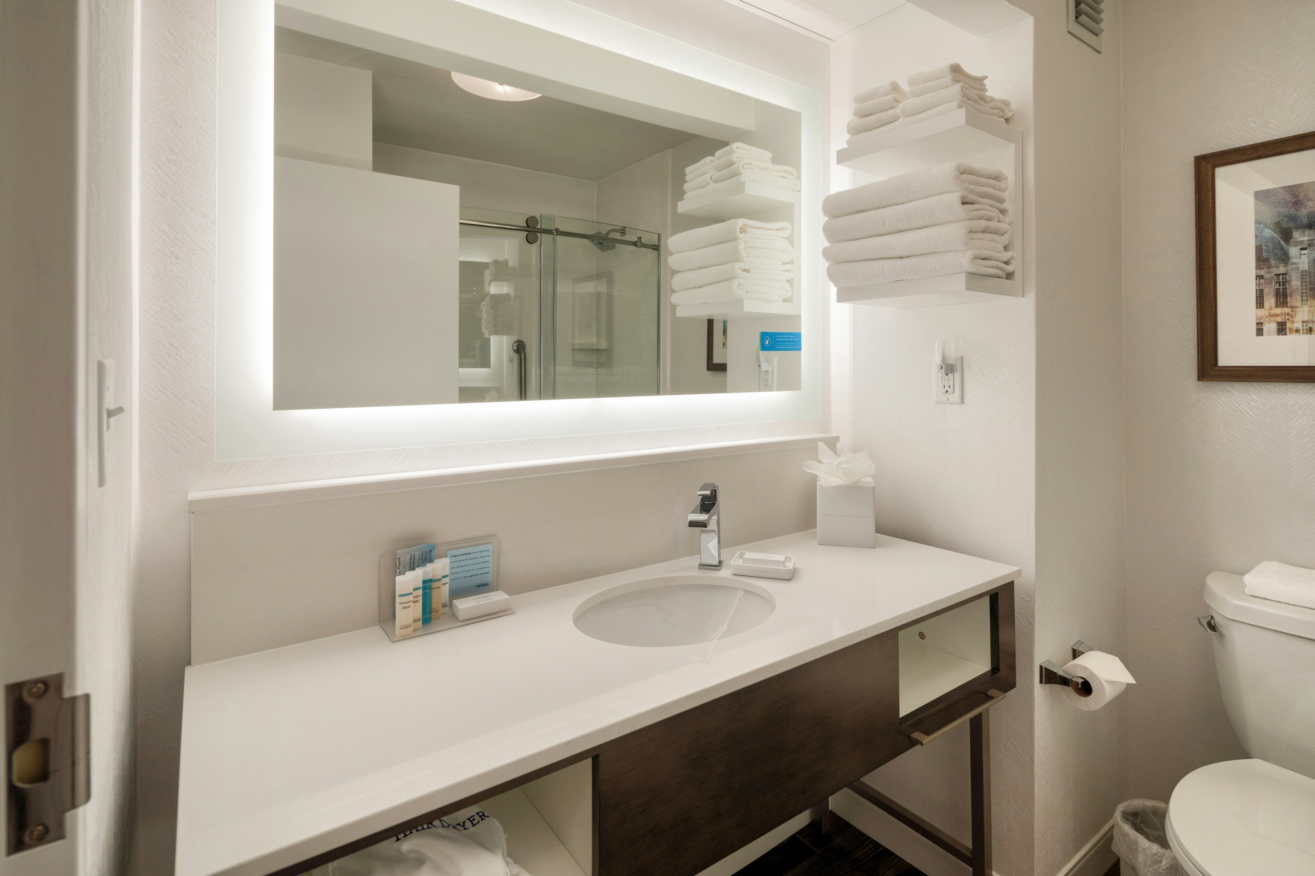 Hampton Inn Louisville-Northeast