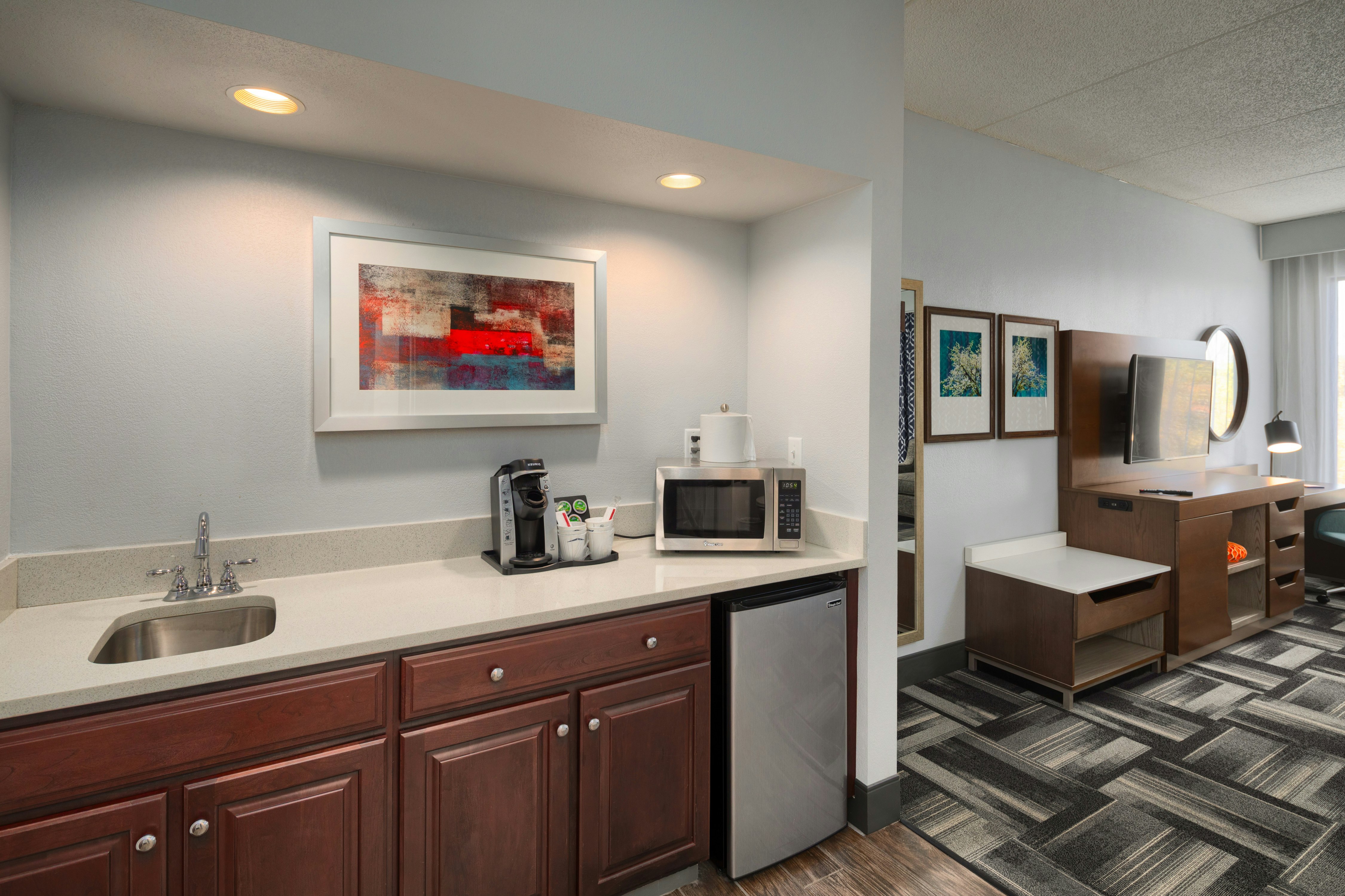 1 KING STUDIO SUITE