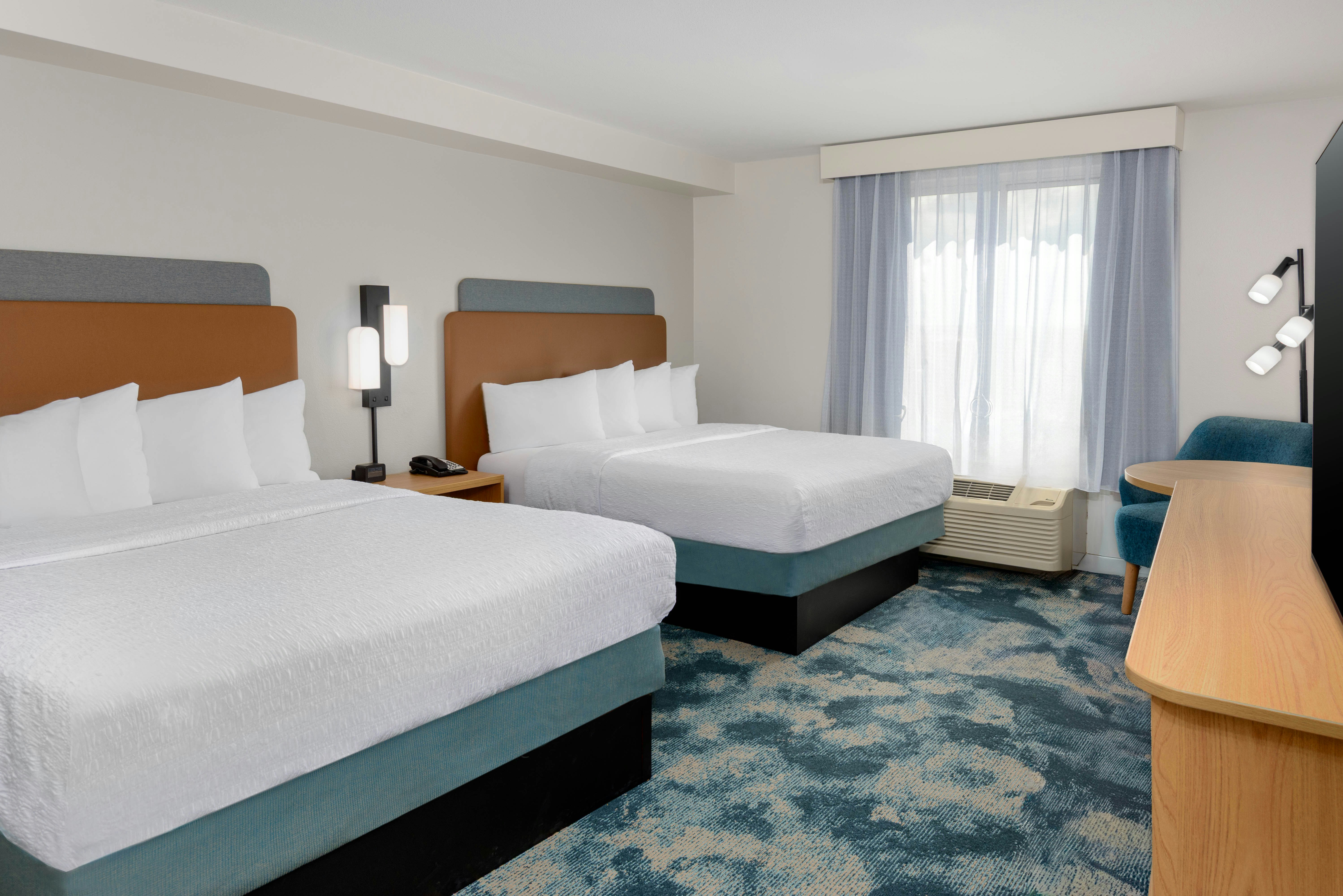 Hampton Inn & Suites Austin-Airport