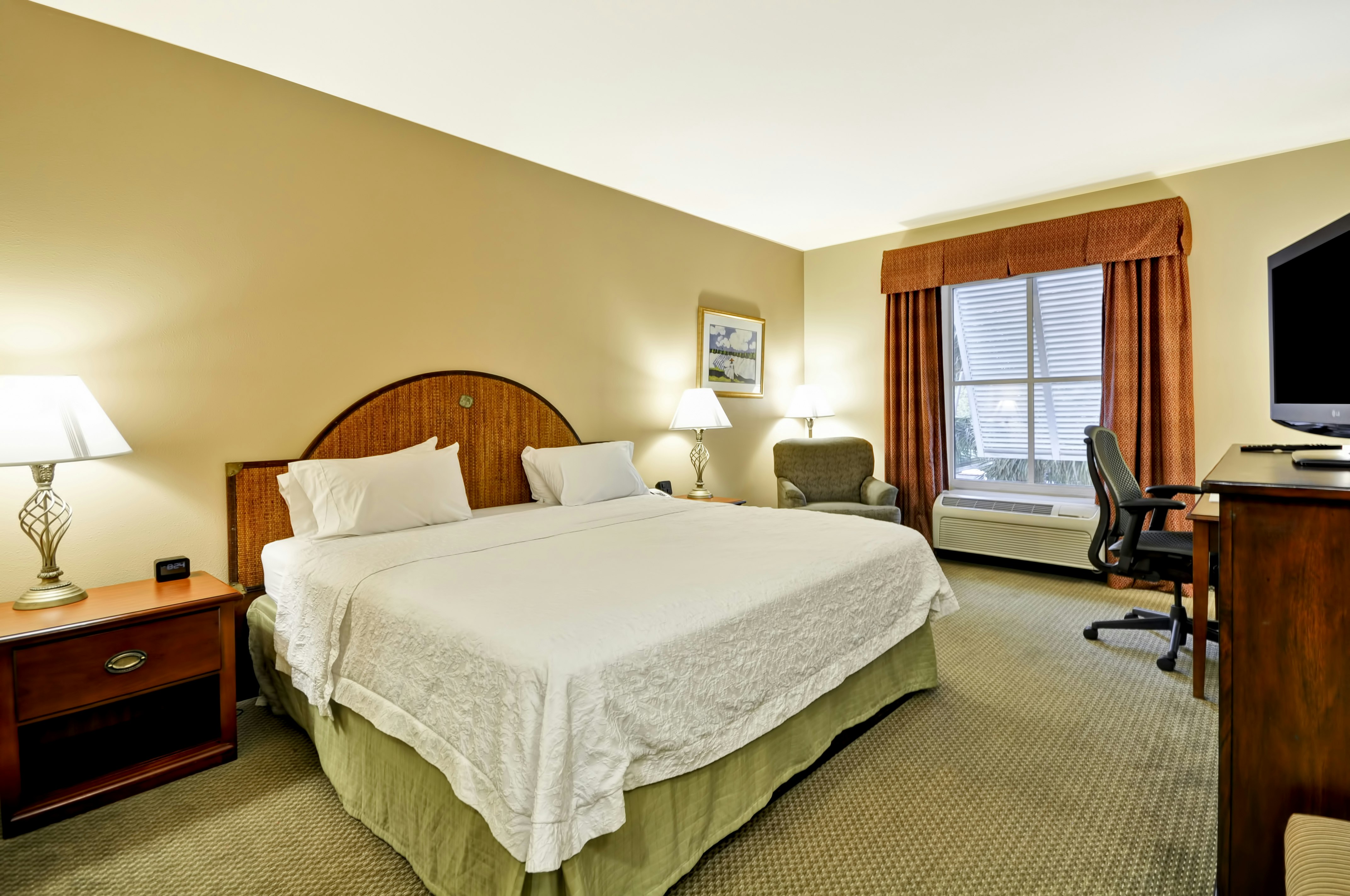 1 KING BED