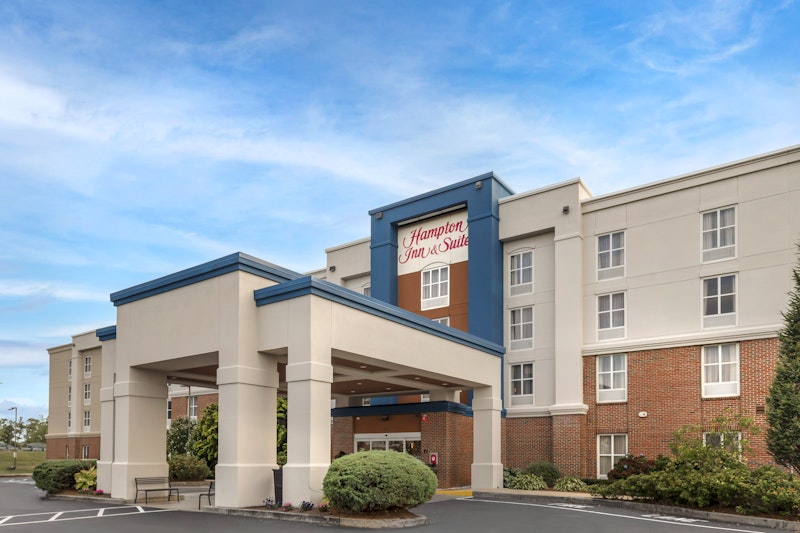 Hampton Inn & Suites Plymouth