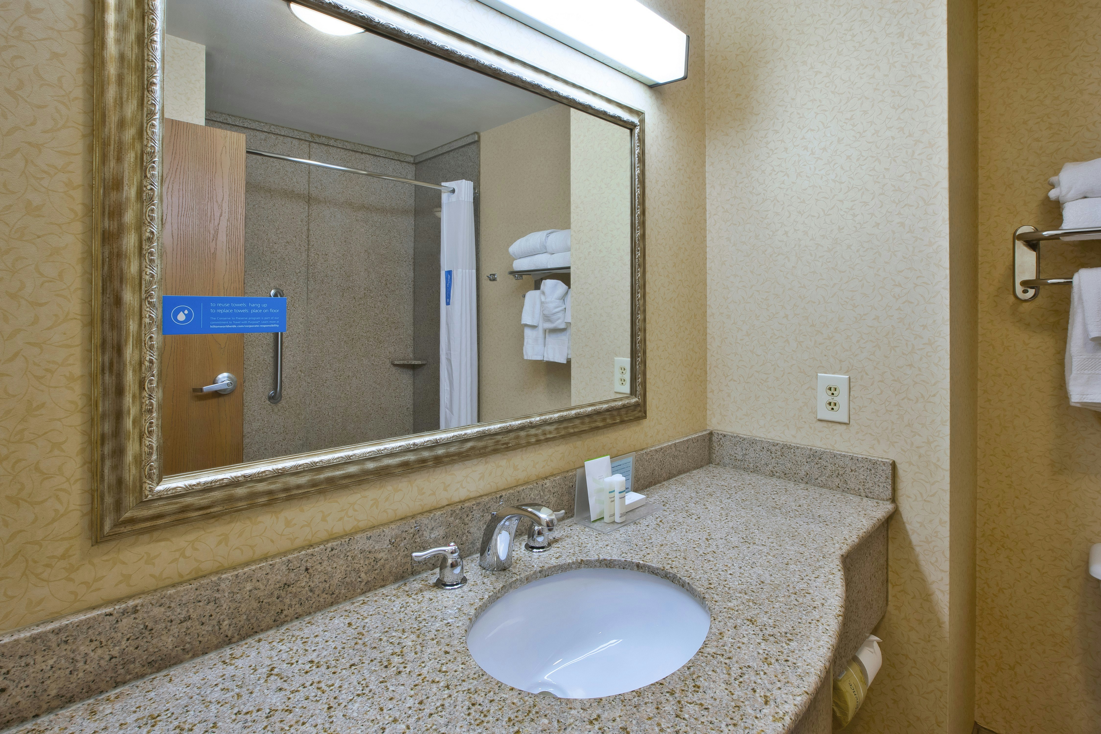 Hampton Inn Pittsburgh Area-Beaver Valley-Ctr Township