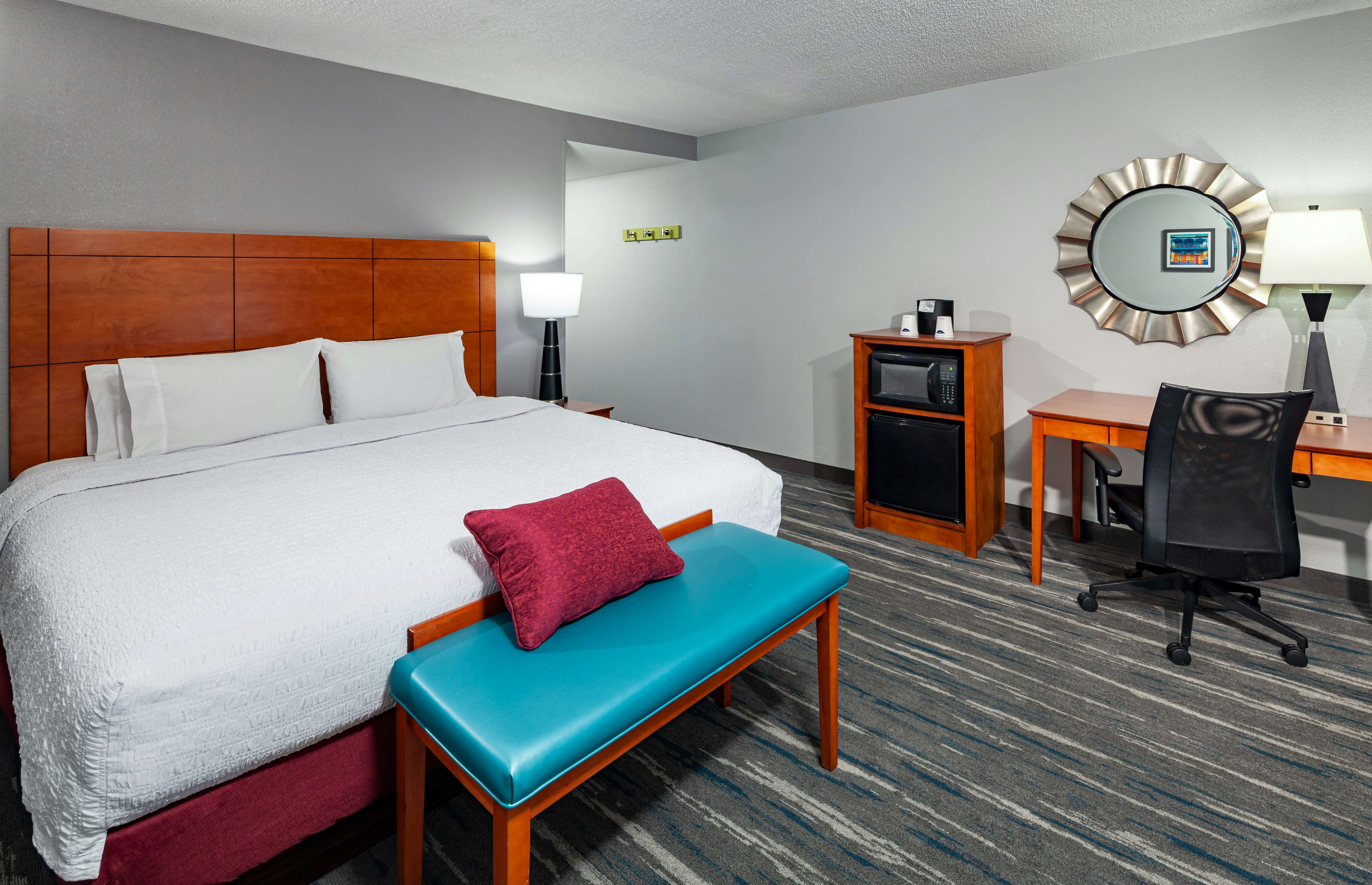 Hampton Inn & Suites Mobile I-65 @ Airport Blvd.