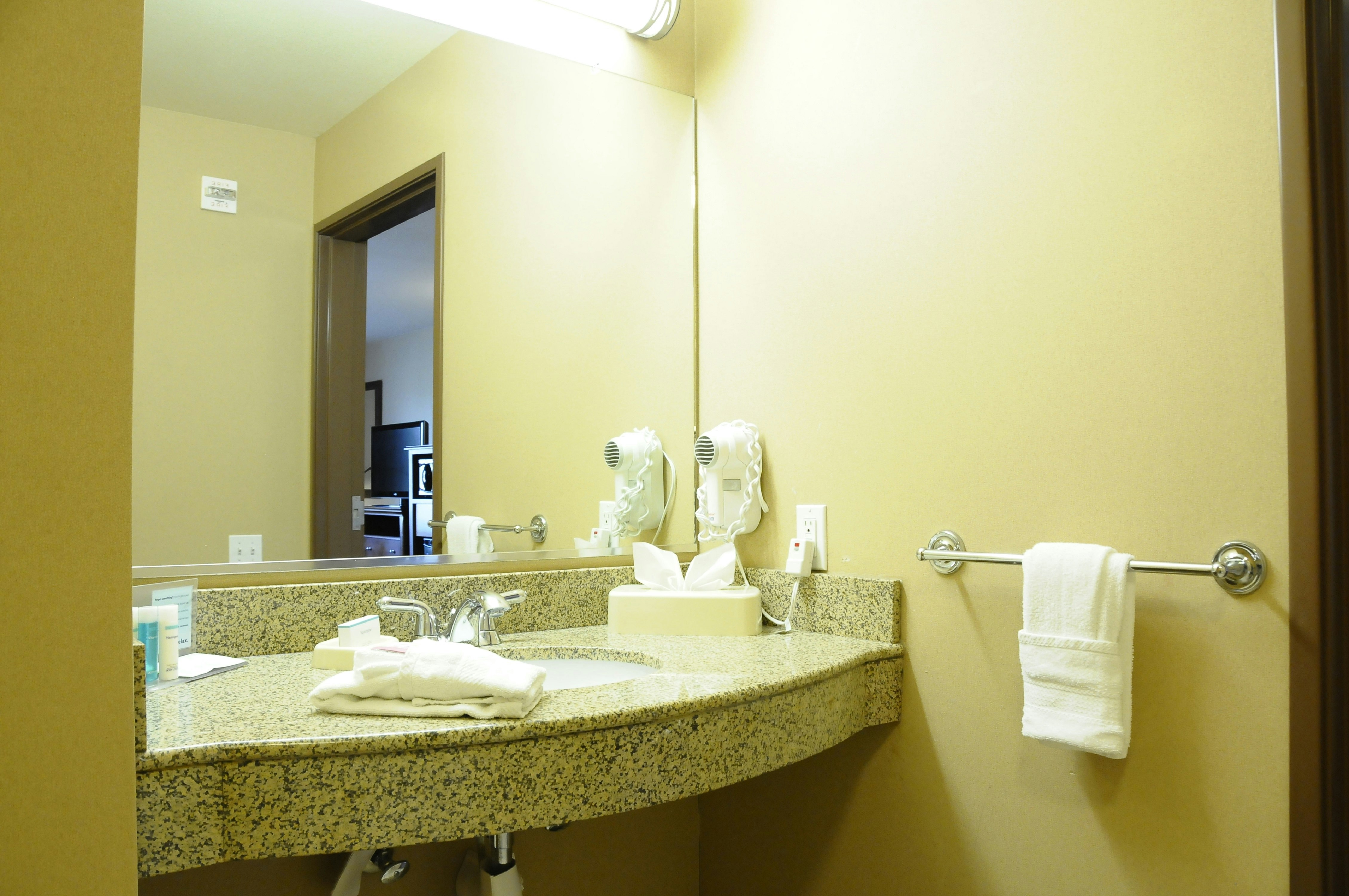 Hampton Inn & Suites Red Bluff