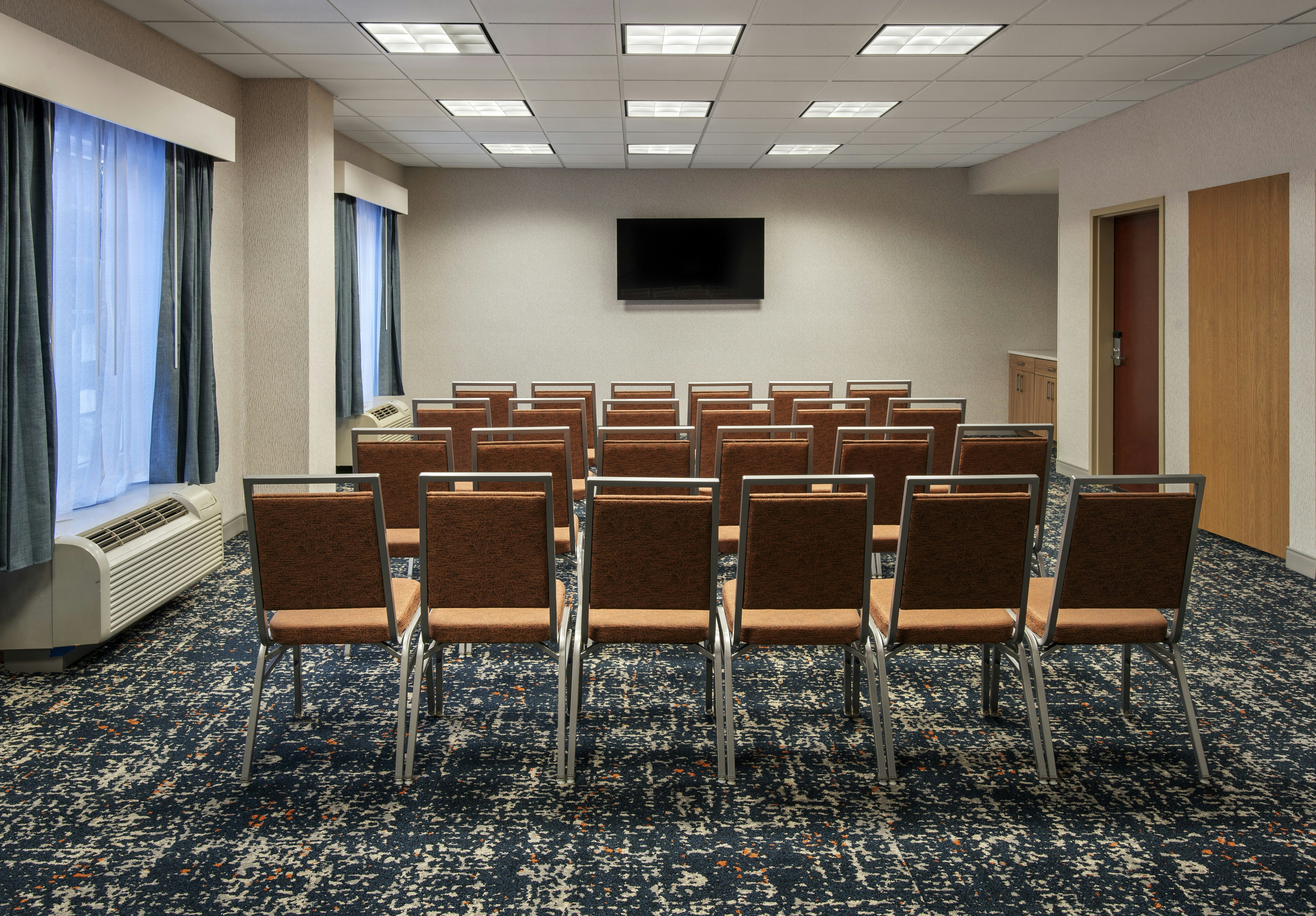 Hampton Inn & Suites Greenfield