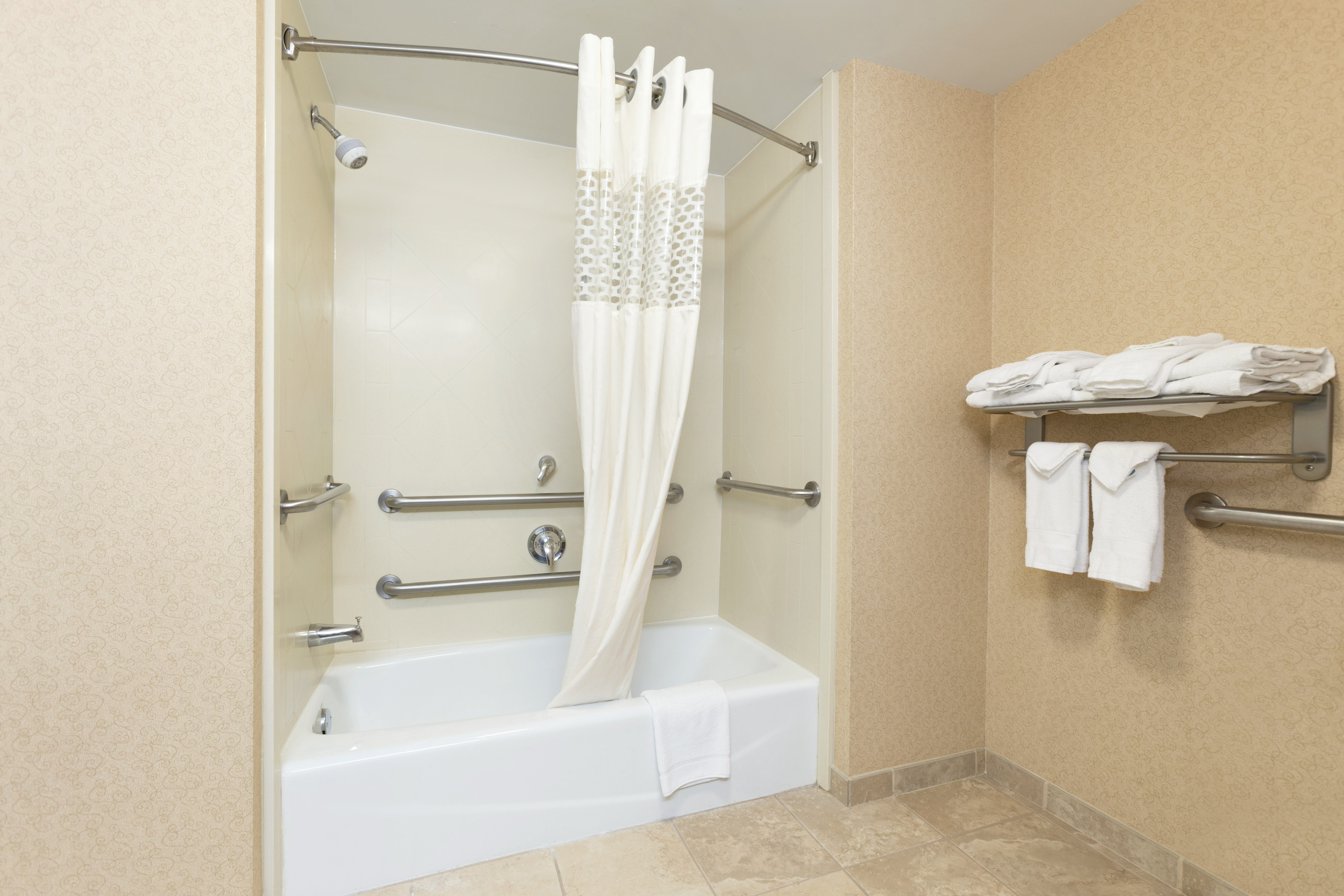 1 KN ACC TUB STUDIO NOSMOK