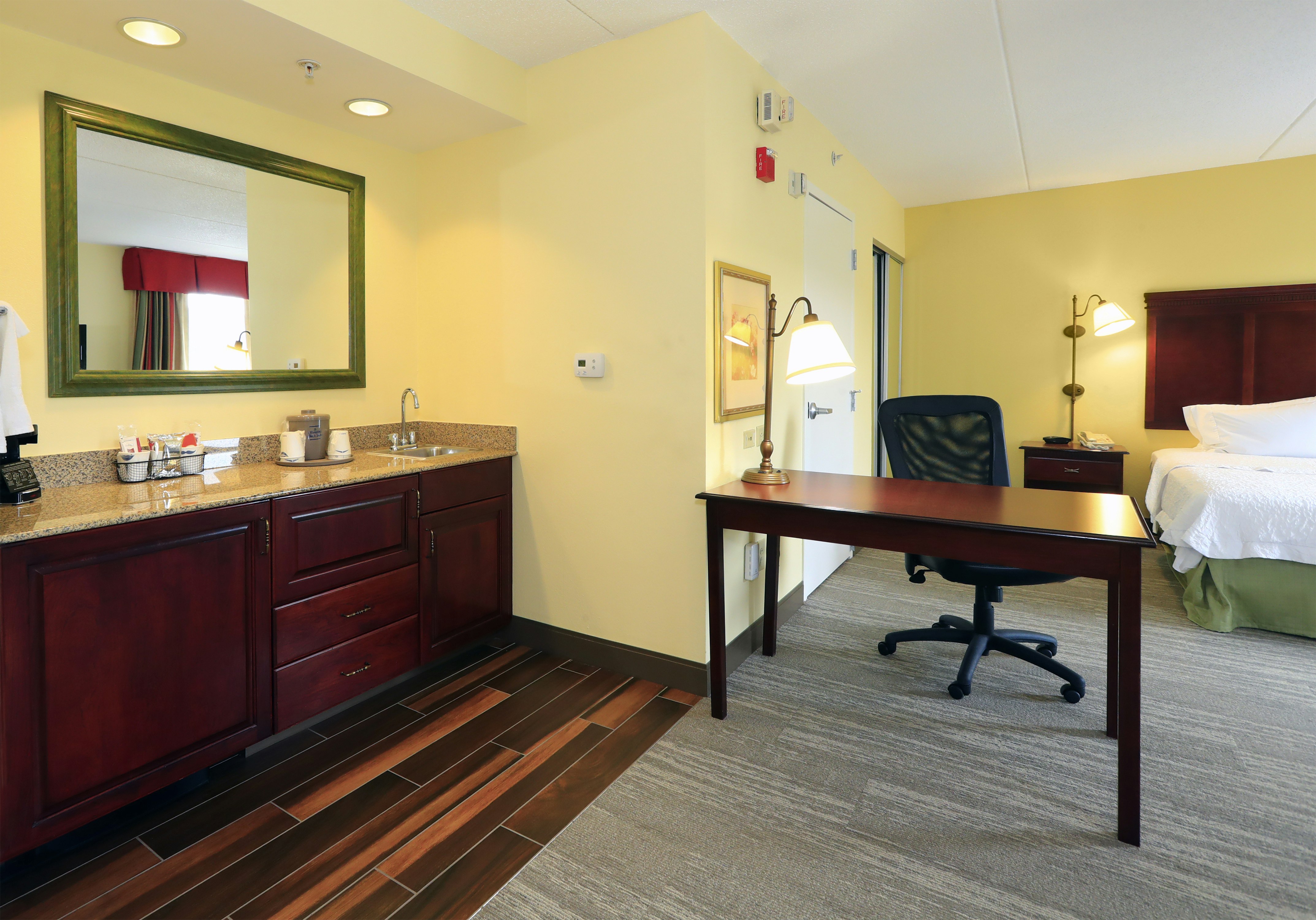 Hampton Inn & Suites Lamar
