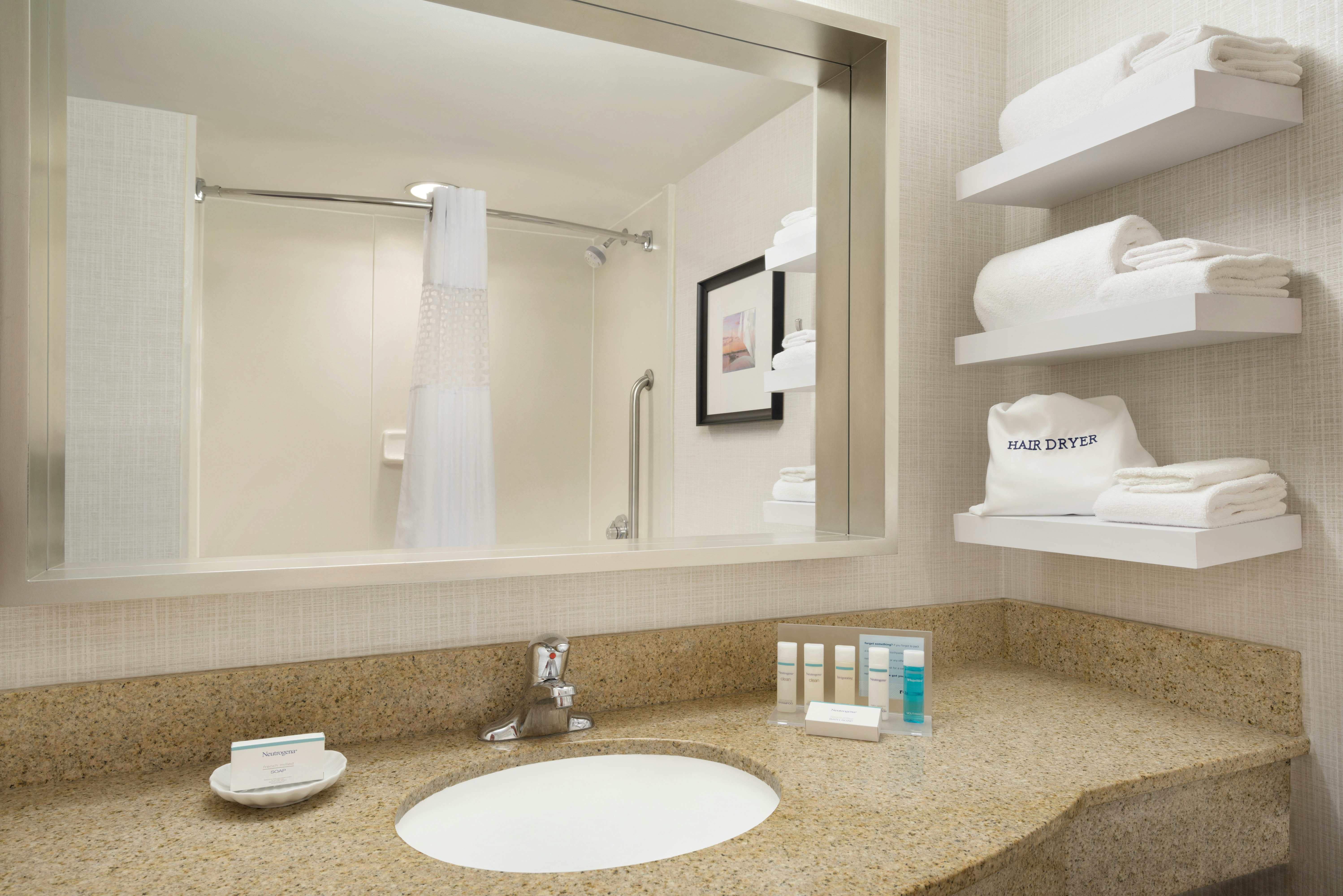 Hampton Inn & Suites Newport/Middletown