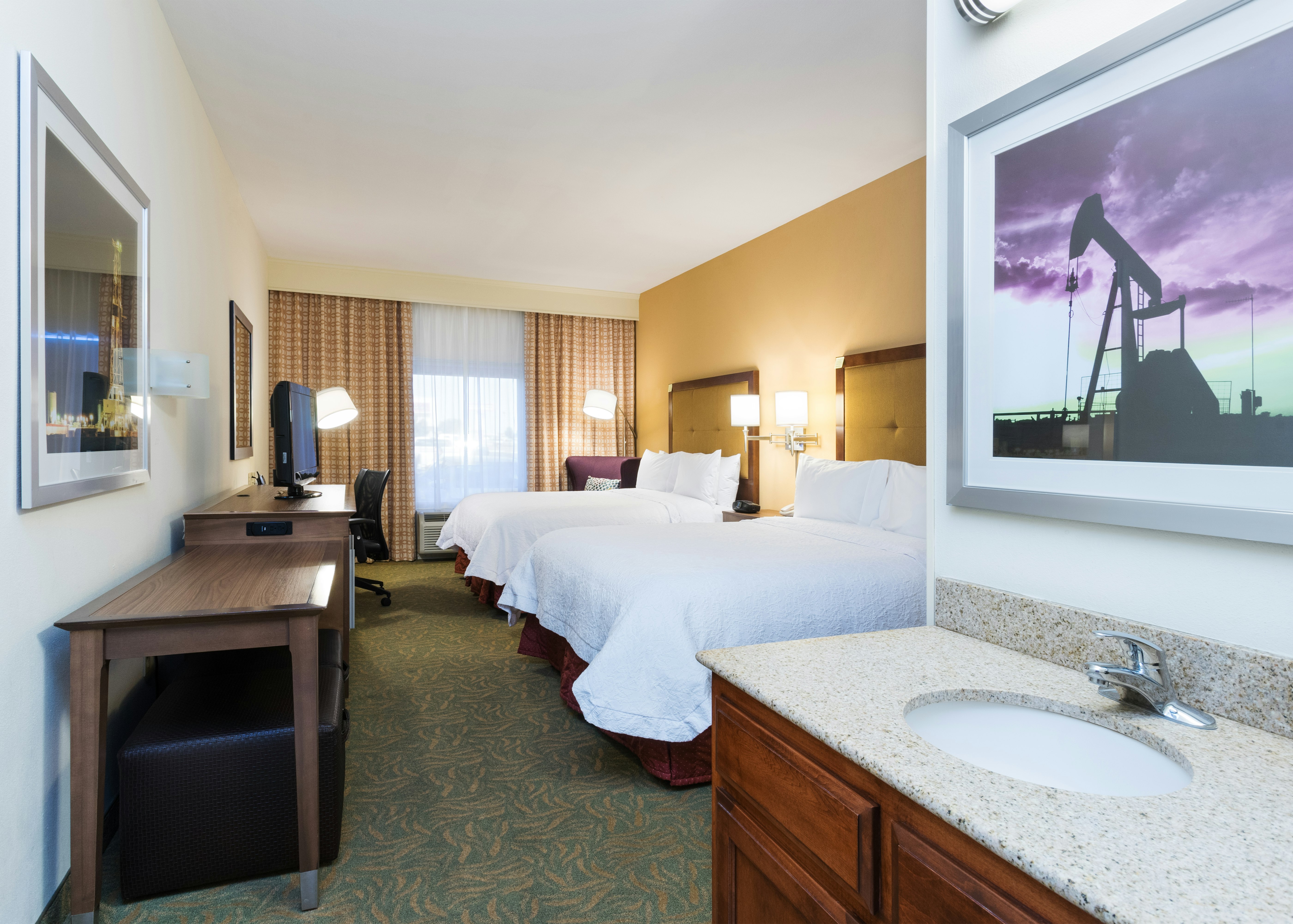 2 QUEEN BEDS NONSMOKING