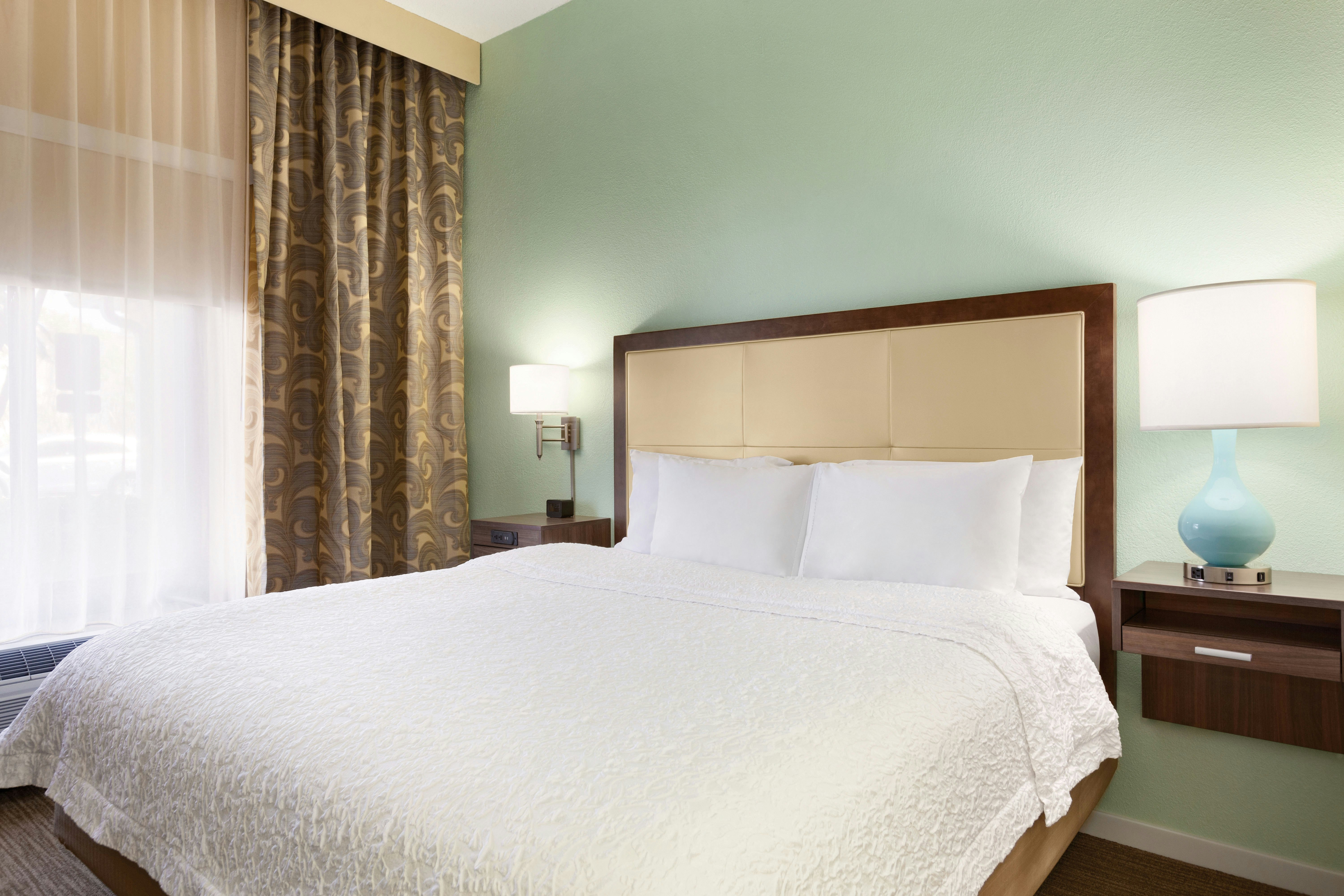 Hampton Inn & Suites Tarpon Springs