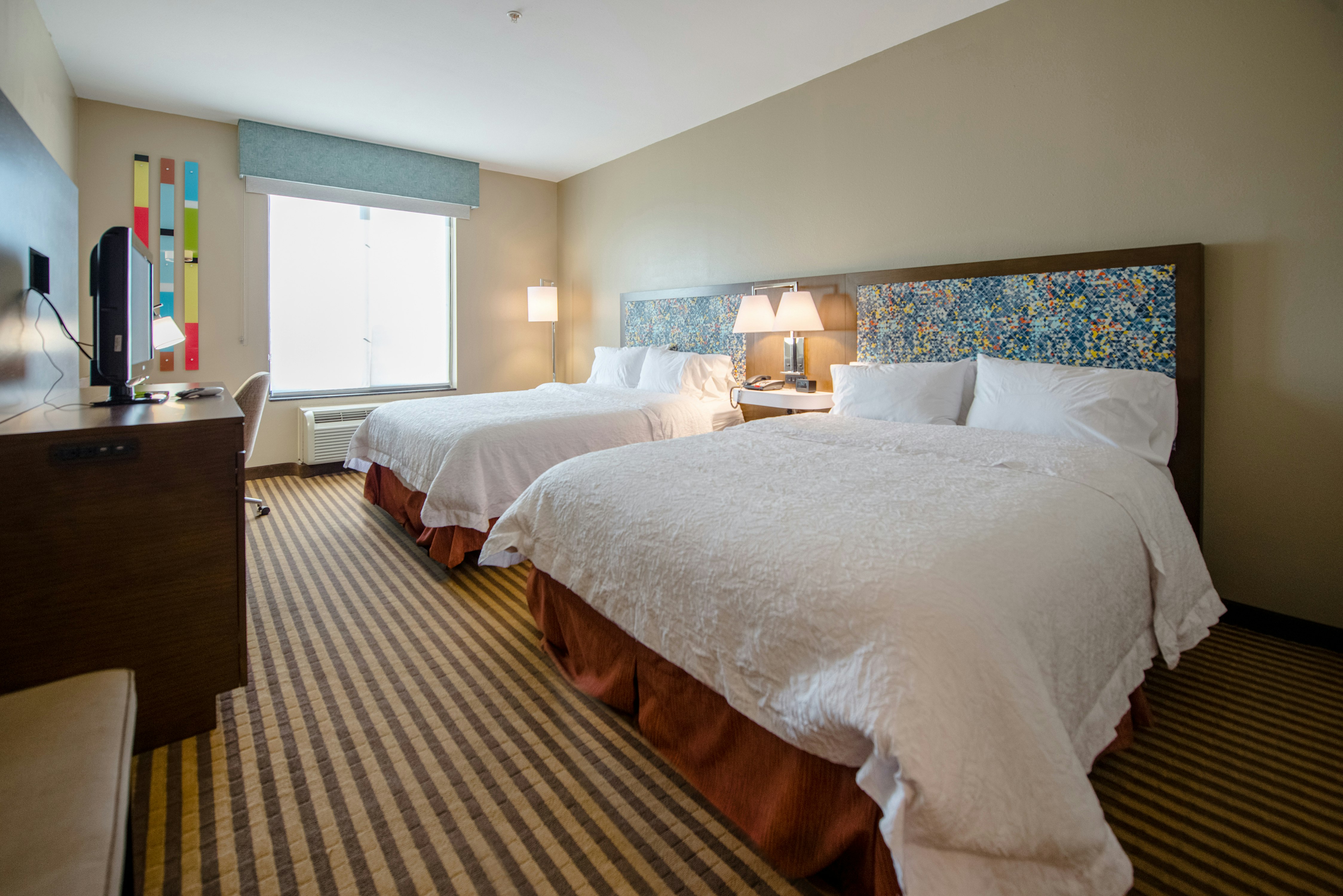 2 QUEEN BEDS NONSMOKING
