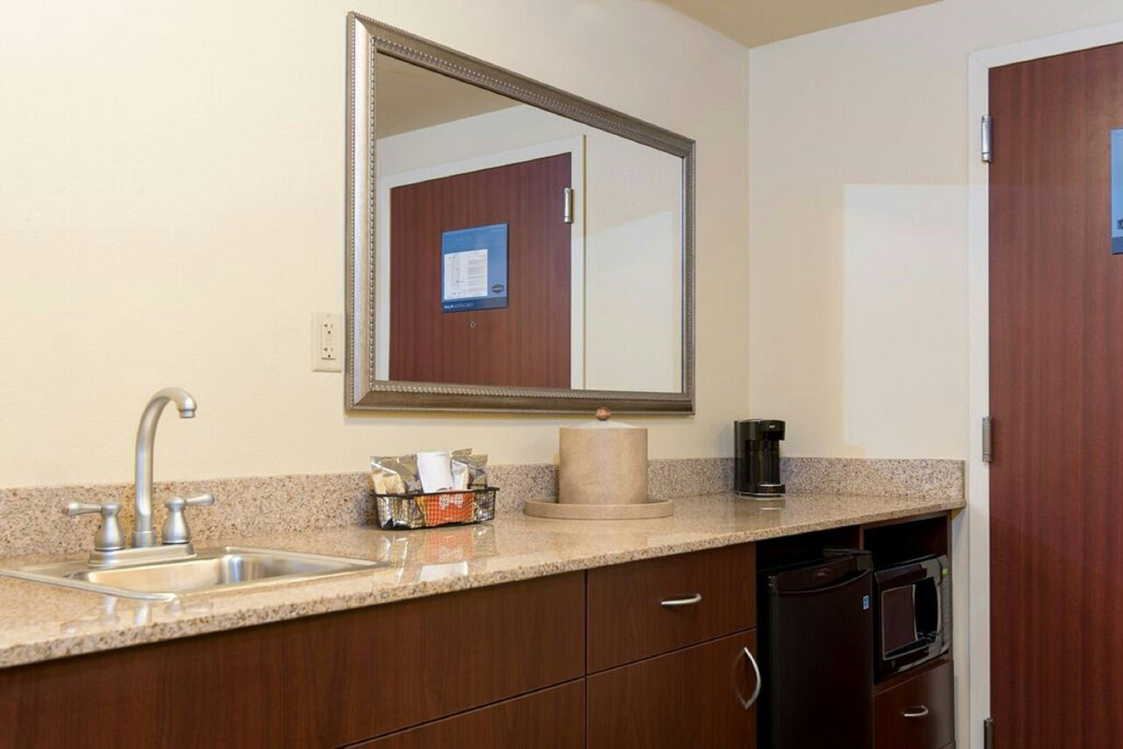 Hampton Inn by Hilton Schenectady Downtown