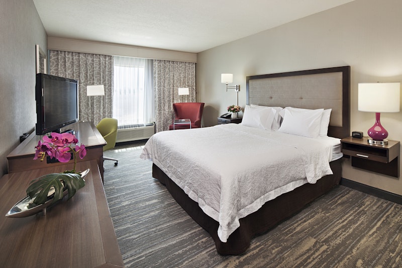 Hampton Inn & Suites Palm Desert