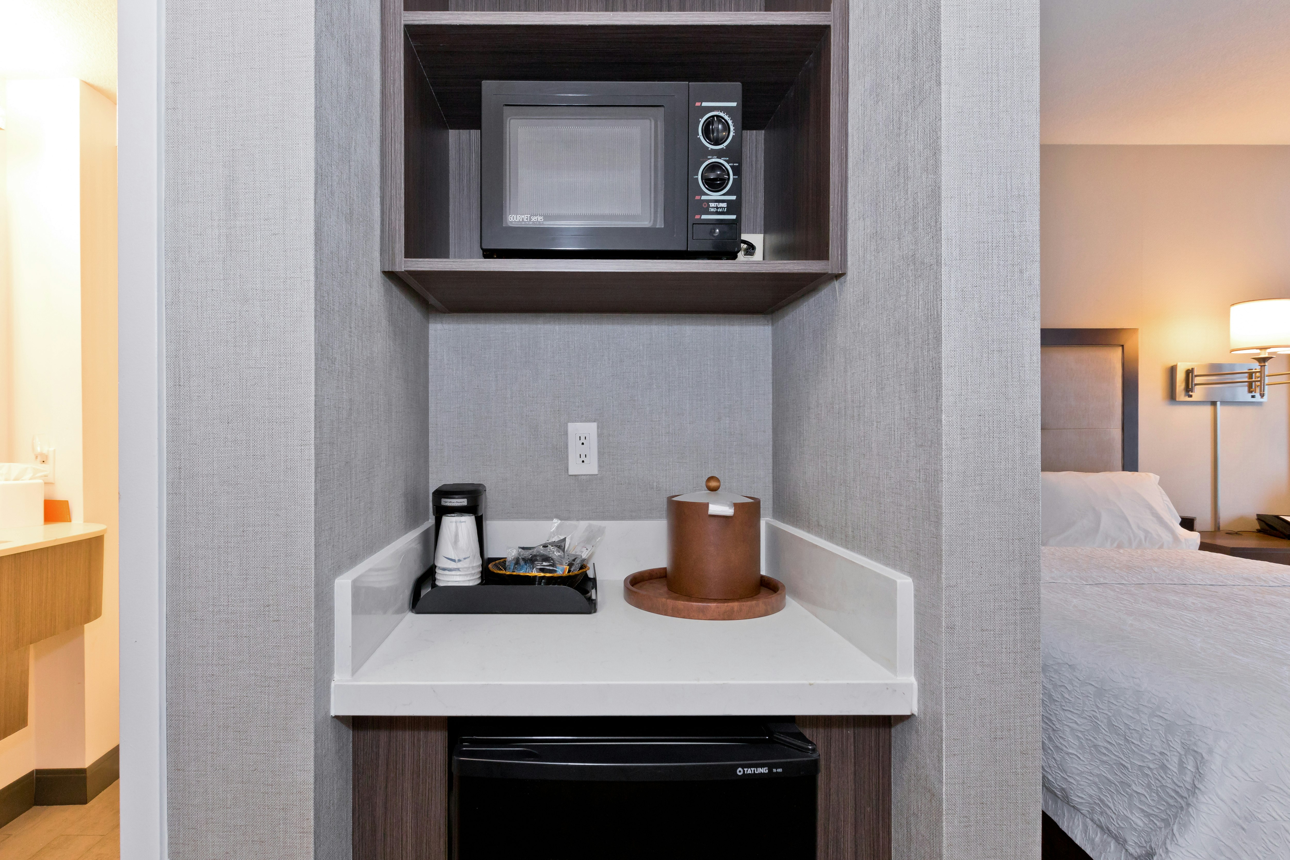 Hampton Inn & Suites Palm Desert