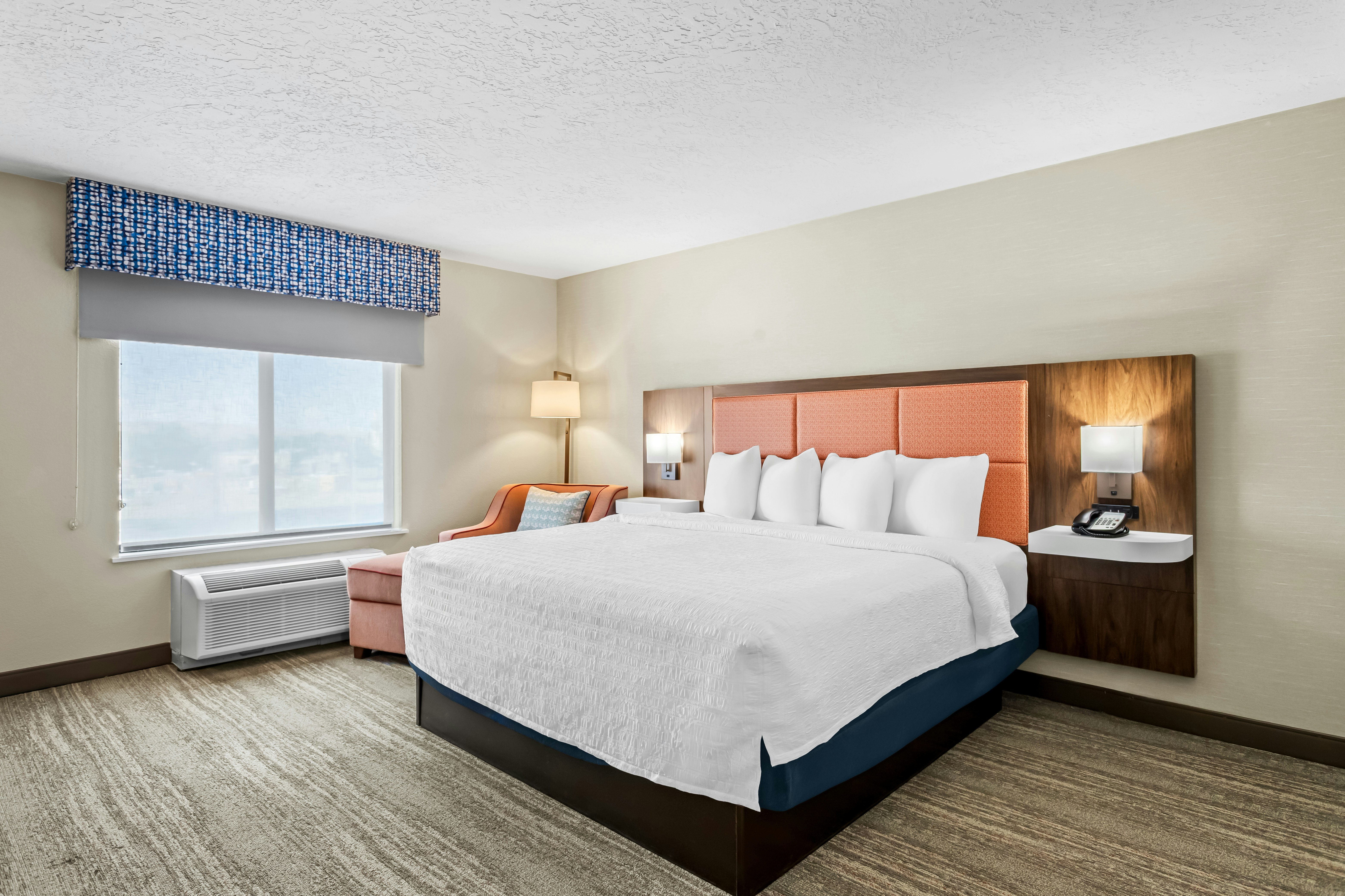 Hampton Inn & Suites Farmington
