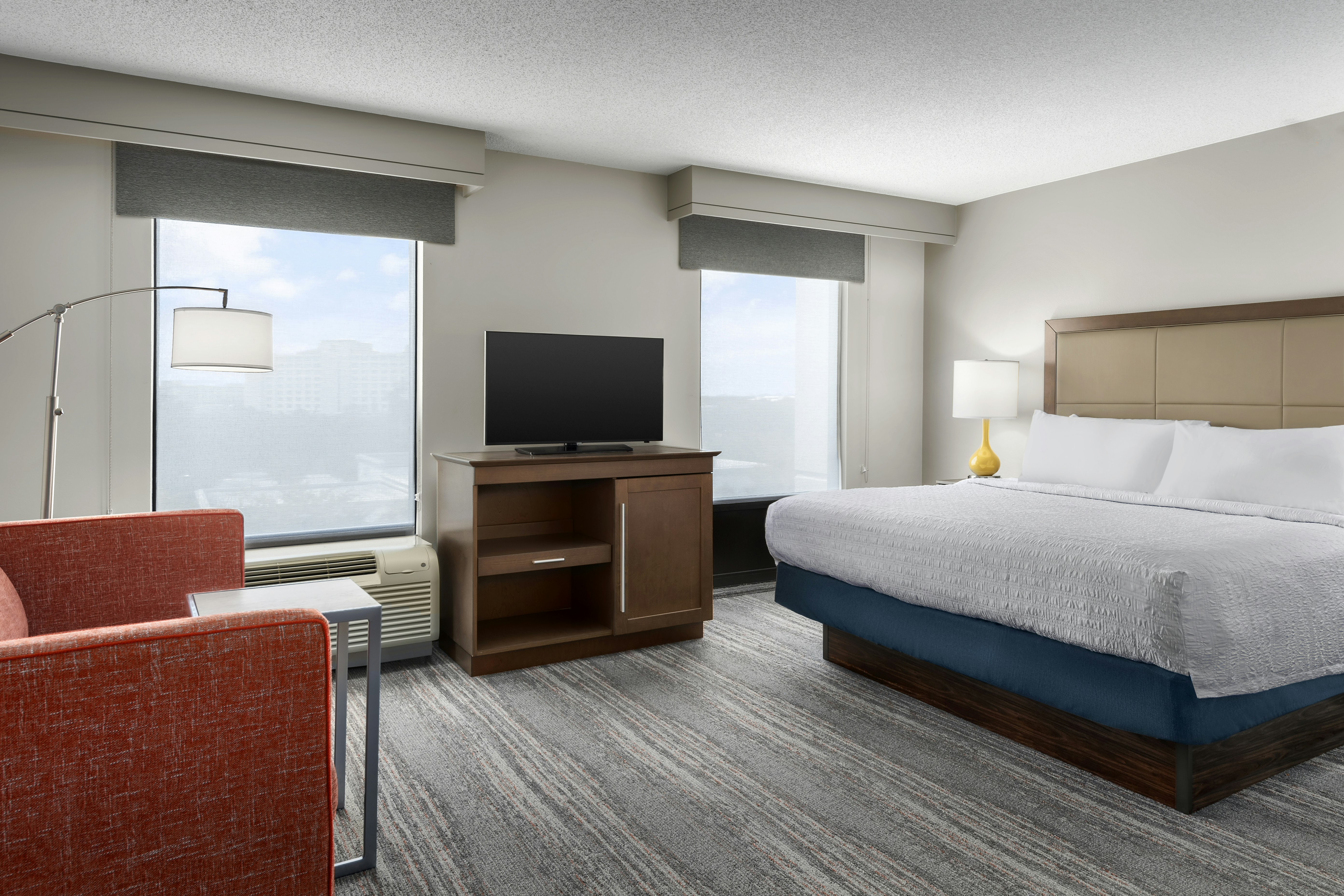 1 KING STUDIO SUITE