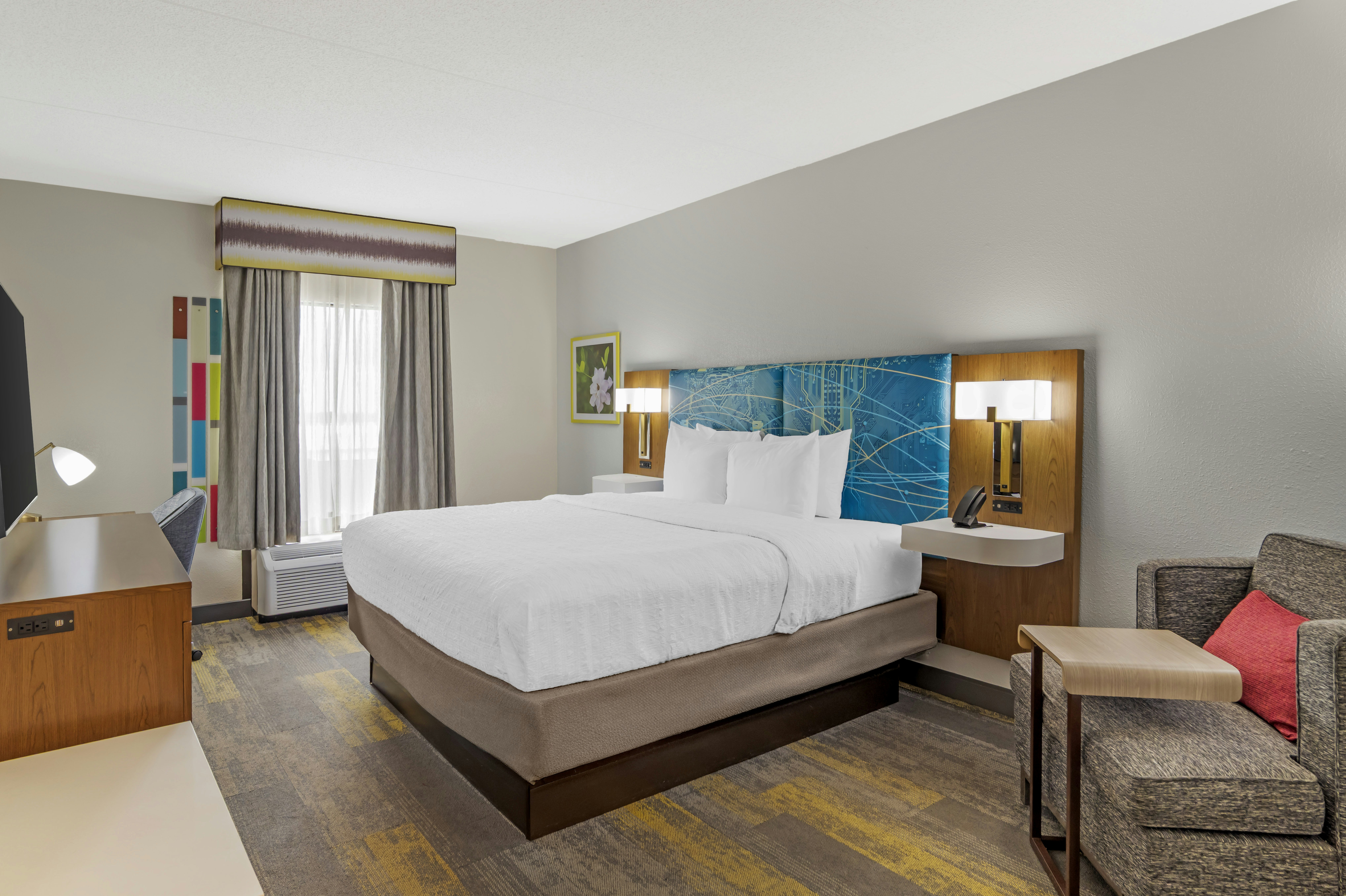 Hampton Inn & Suites Augusta West