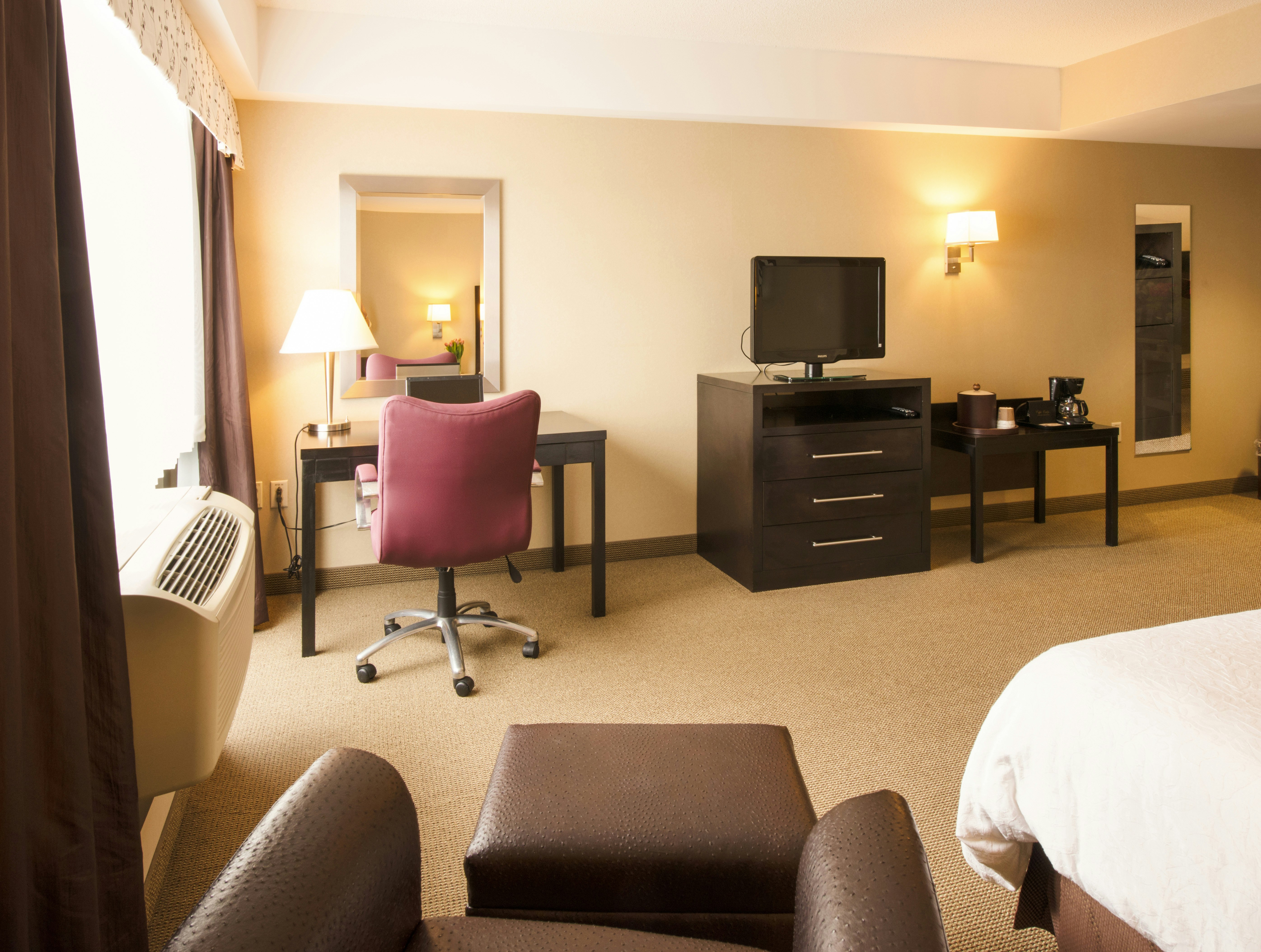 Hampton Inn & Suites Boston-Crosstown Center