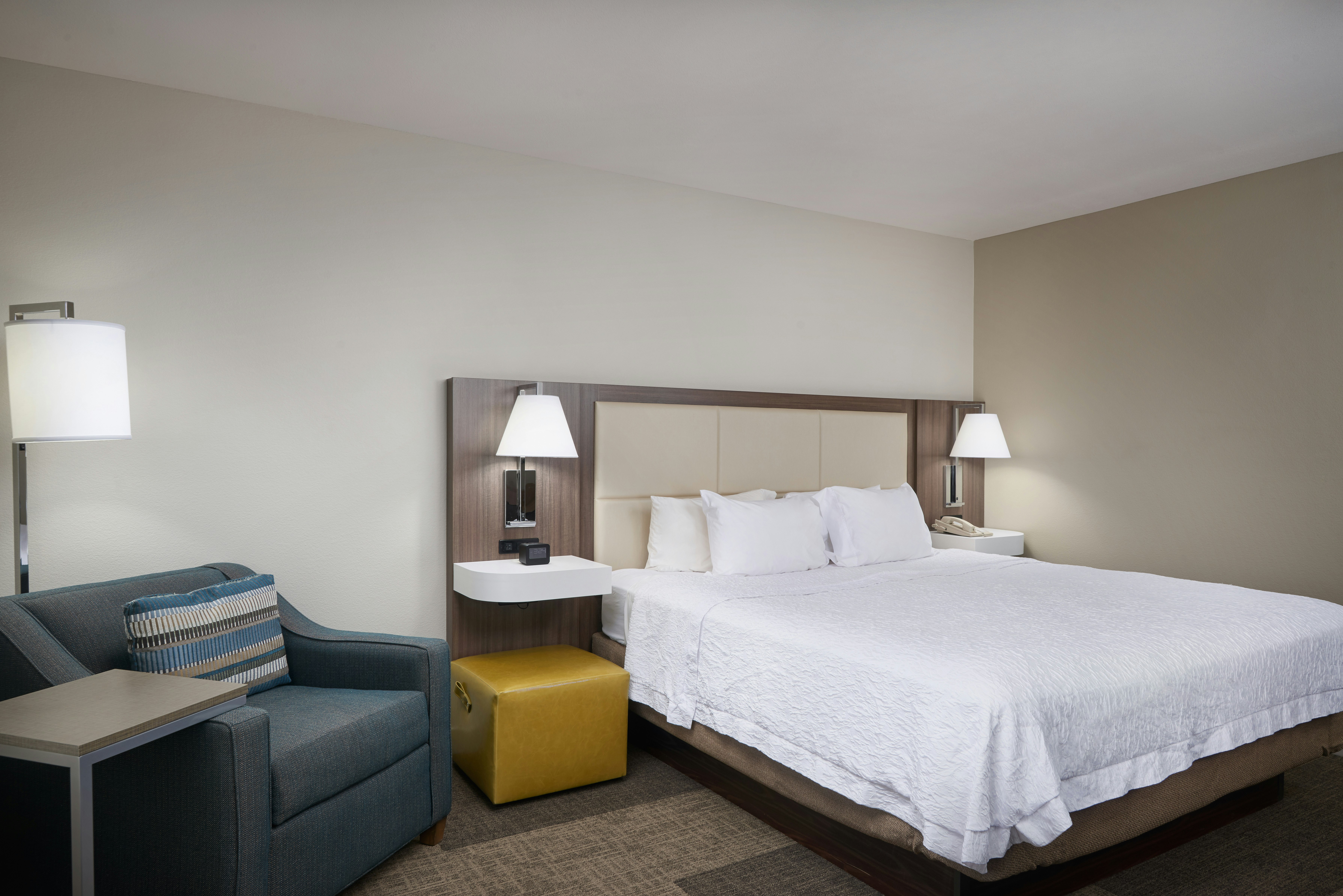 Hampton Inn & Suites Rogers