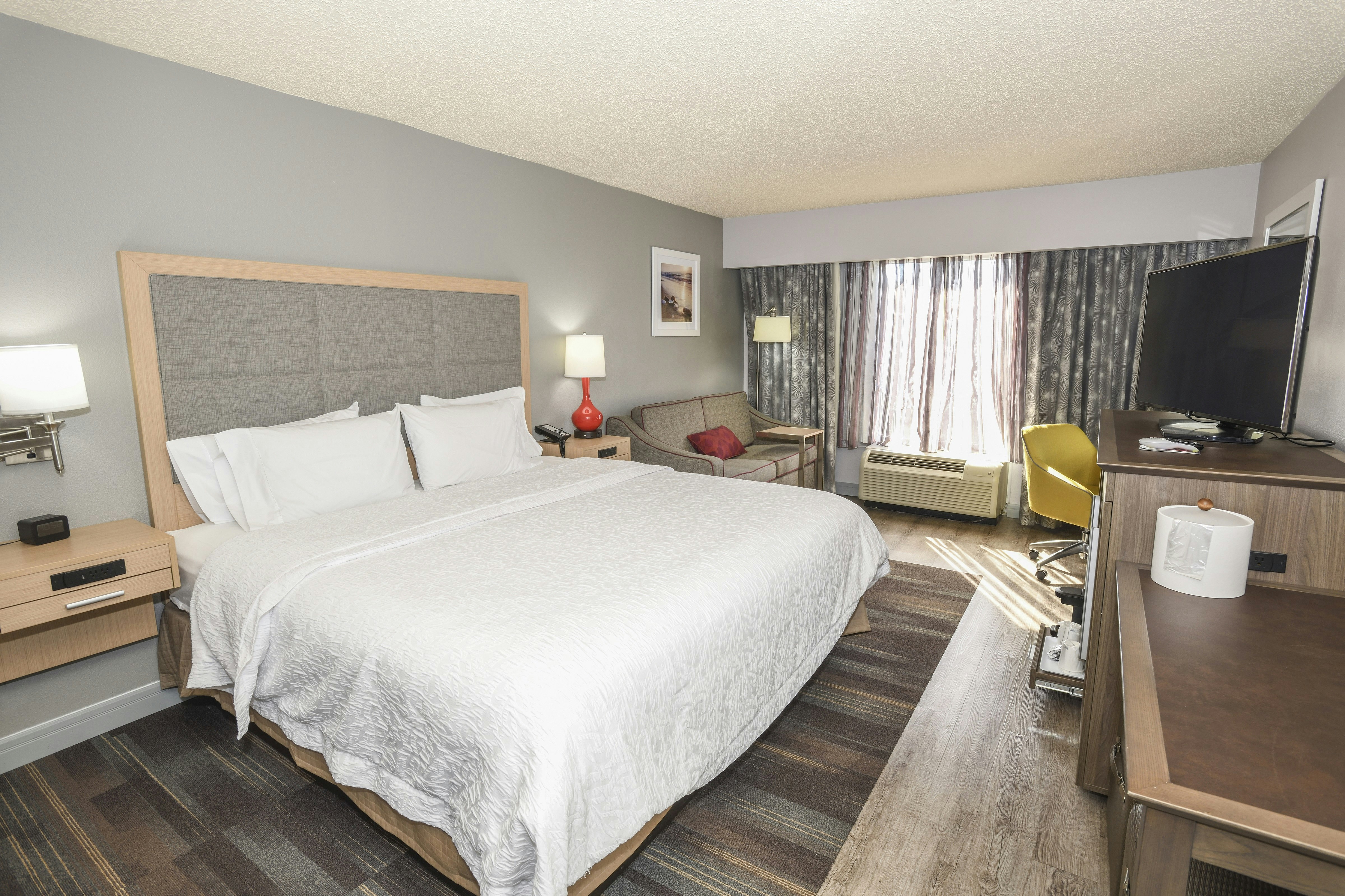 Hampton Inn Jacksonville East Regency Square