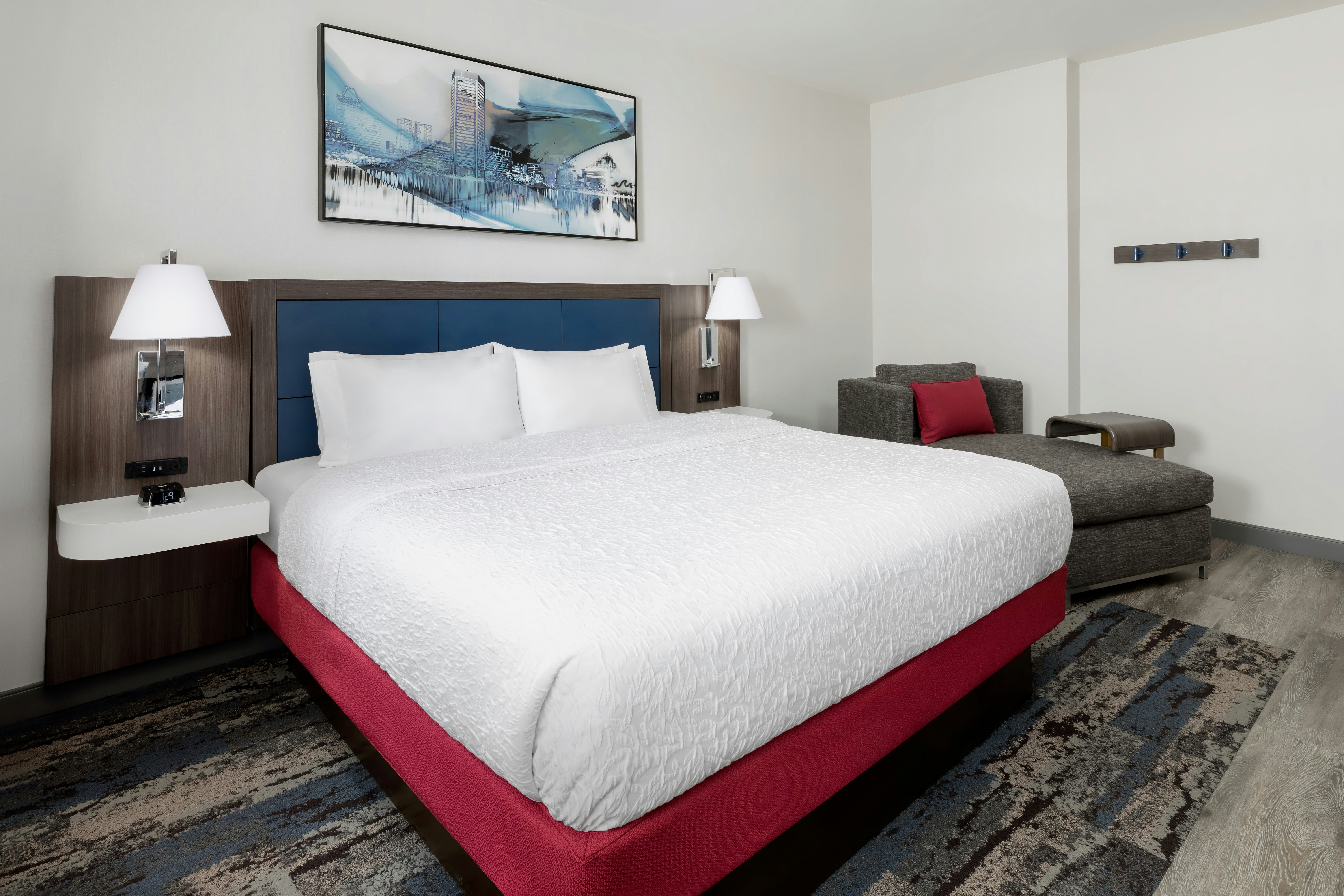 Hampton Inn & Suites Baltimore-Inner Harbor