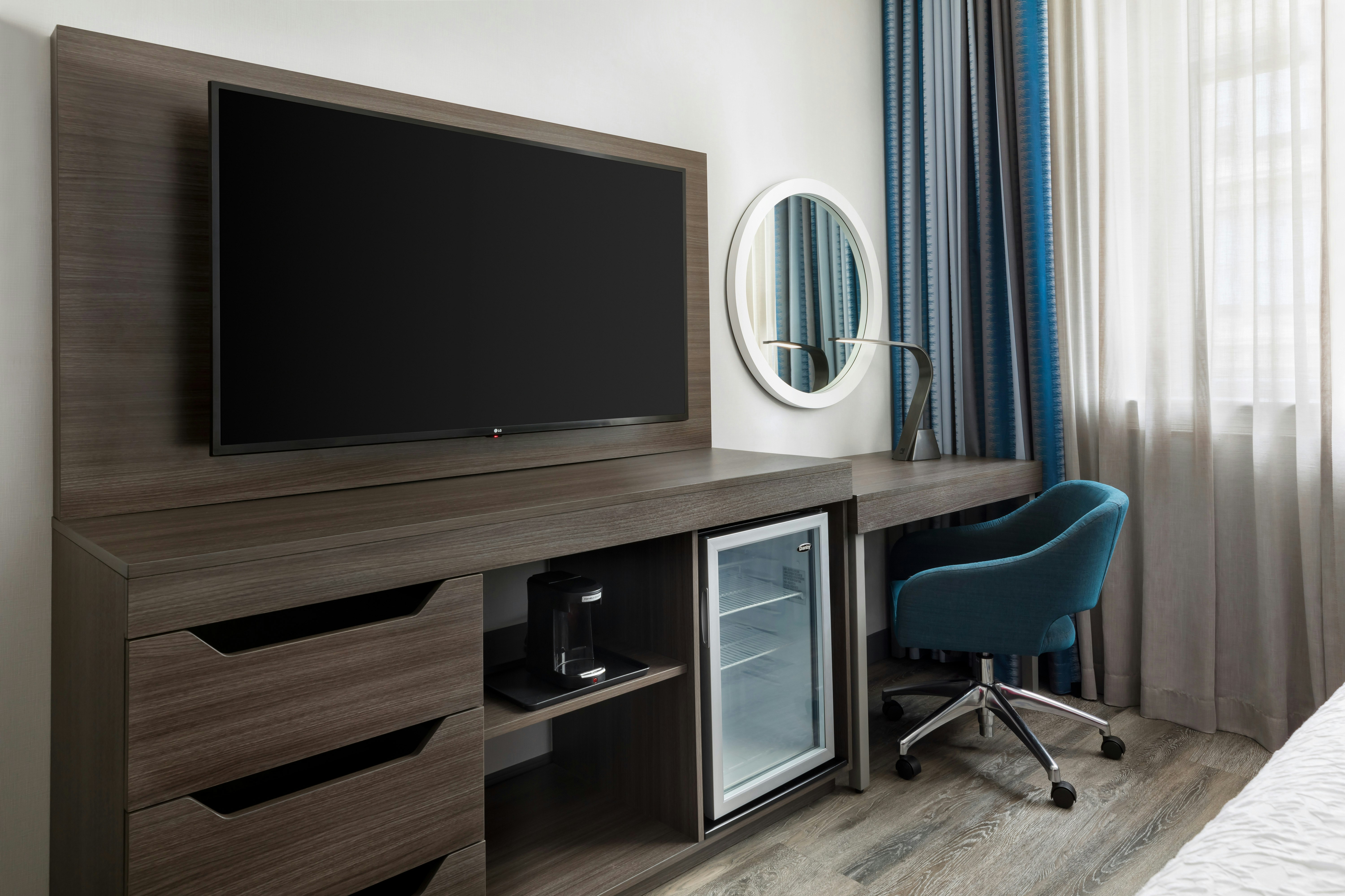 Hampton Inn & Suites Baltimore-Inner Harbor
