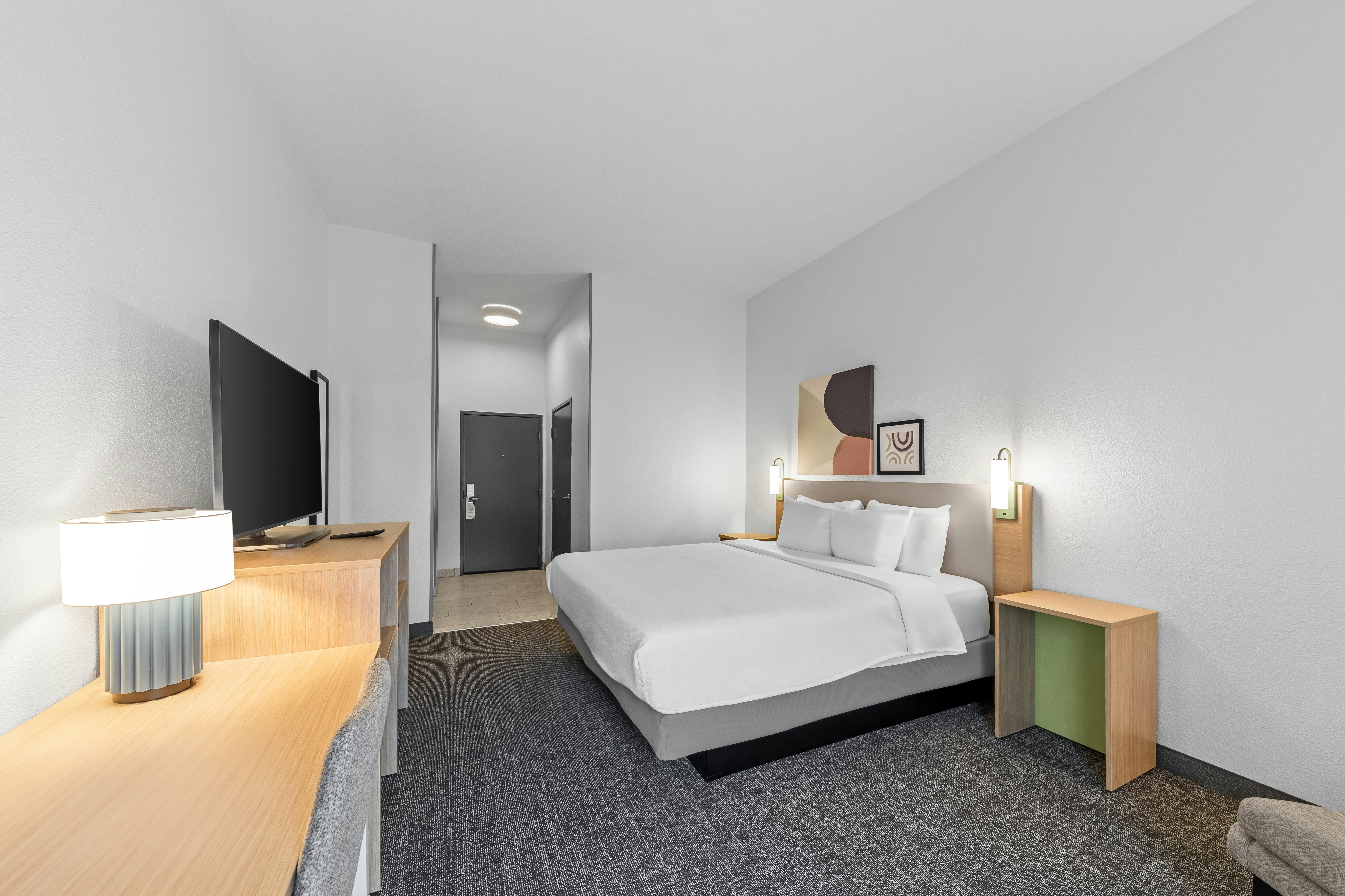 Spark by Hilton Cincinnati Airport South