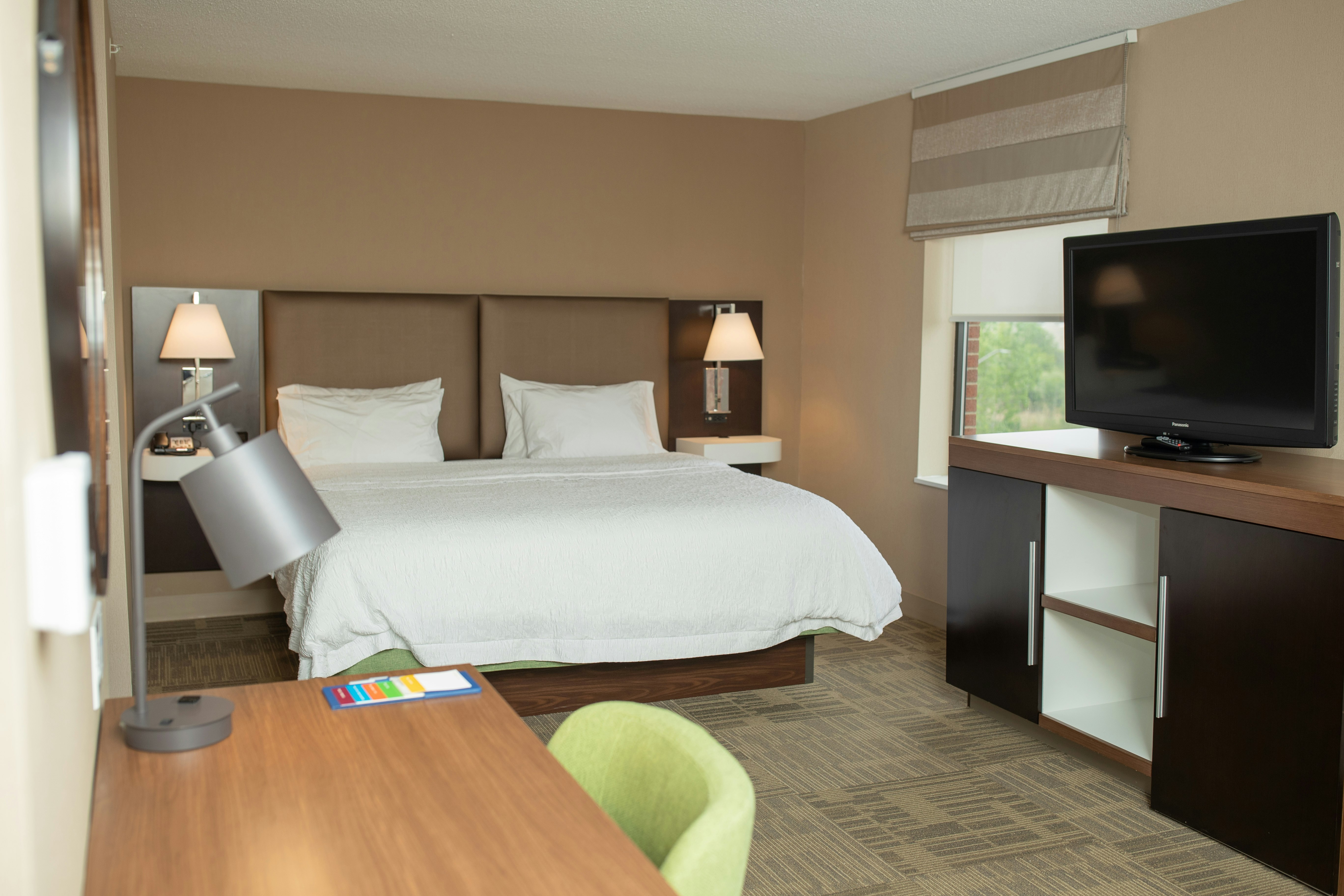 Hampton Inn by Hilton Commerce Novi