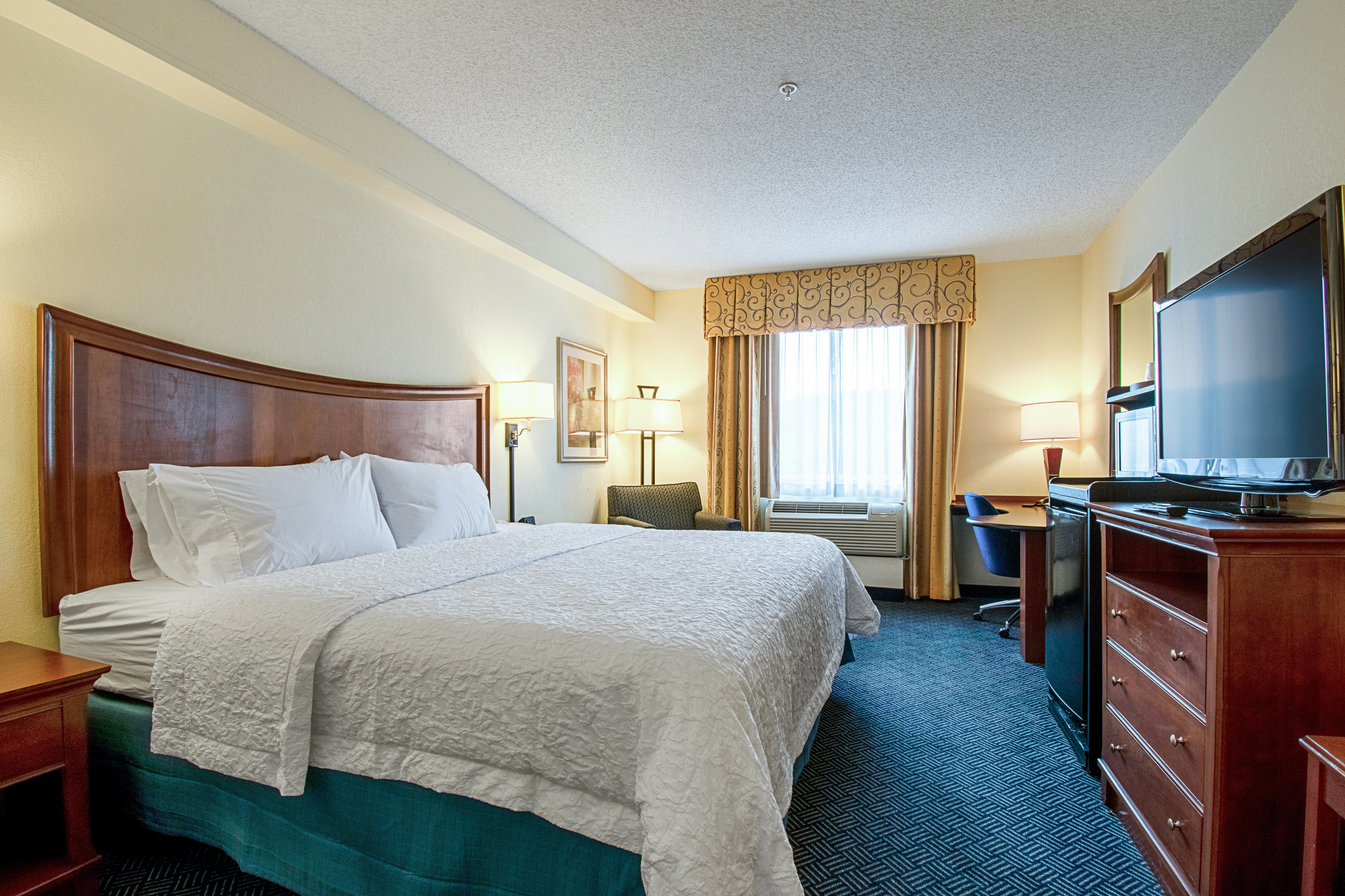 Hampton Inn Pine Grove