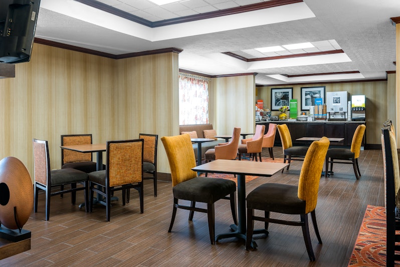 Hampton Inn Parkersburg-Mineral Wells