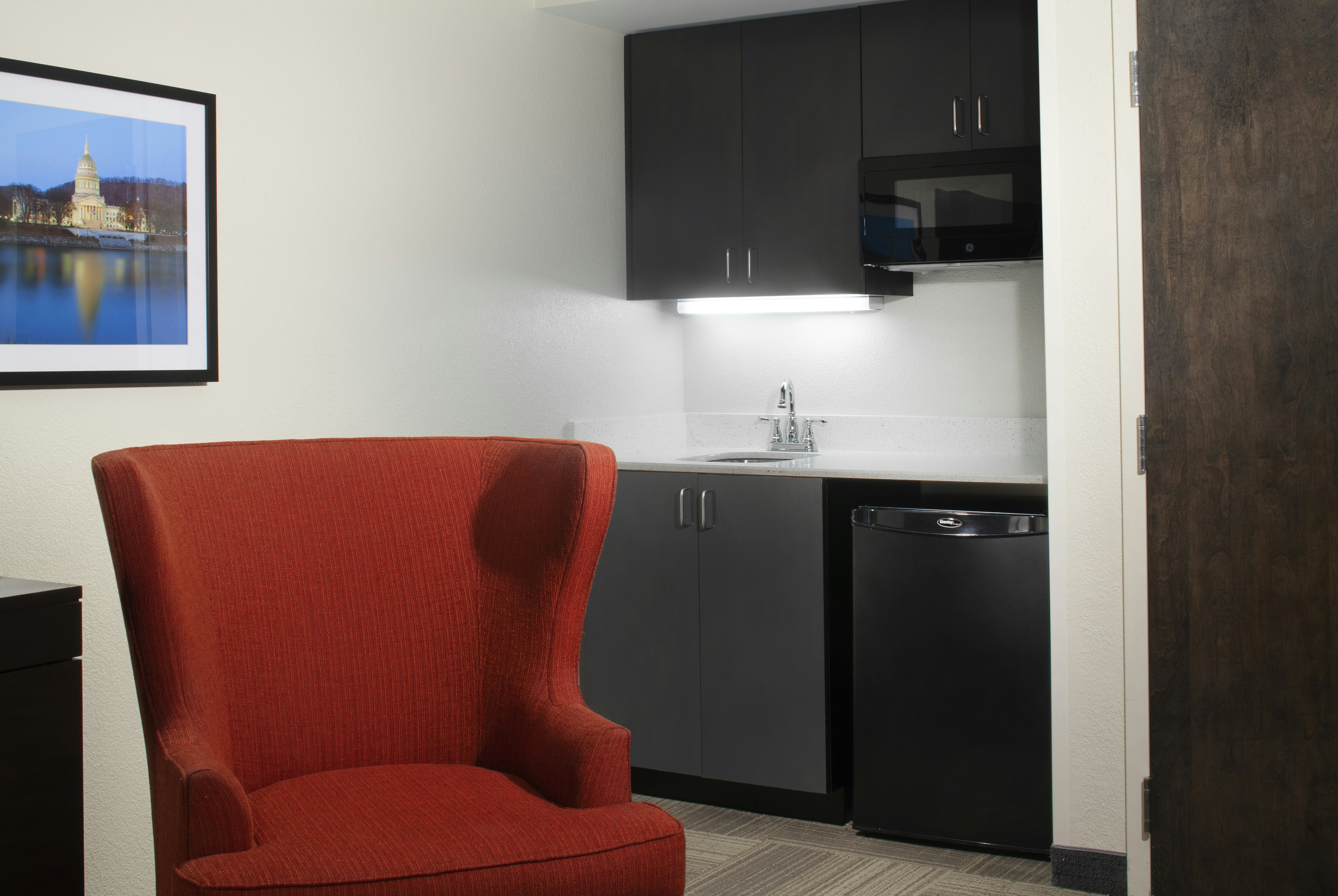 Hampton Inn Charleston-Southridge