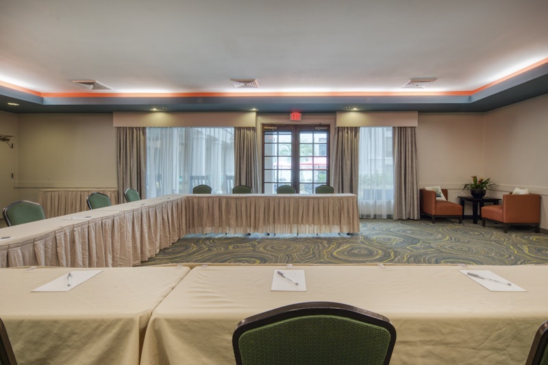Hampton Inn & Suites Wilmington/Wrightsville Beach-Landfall Park