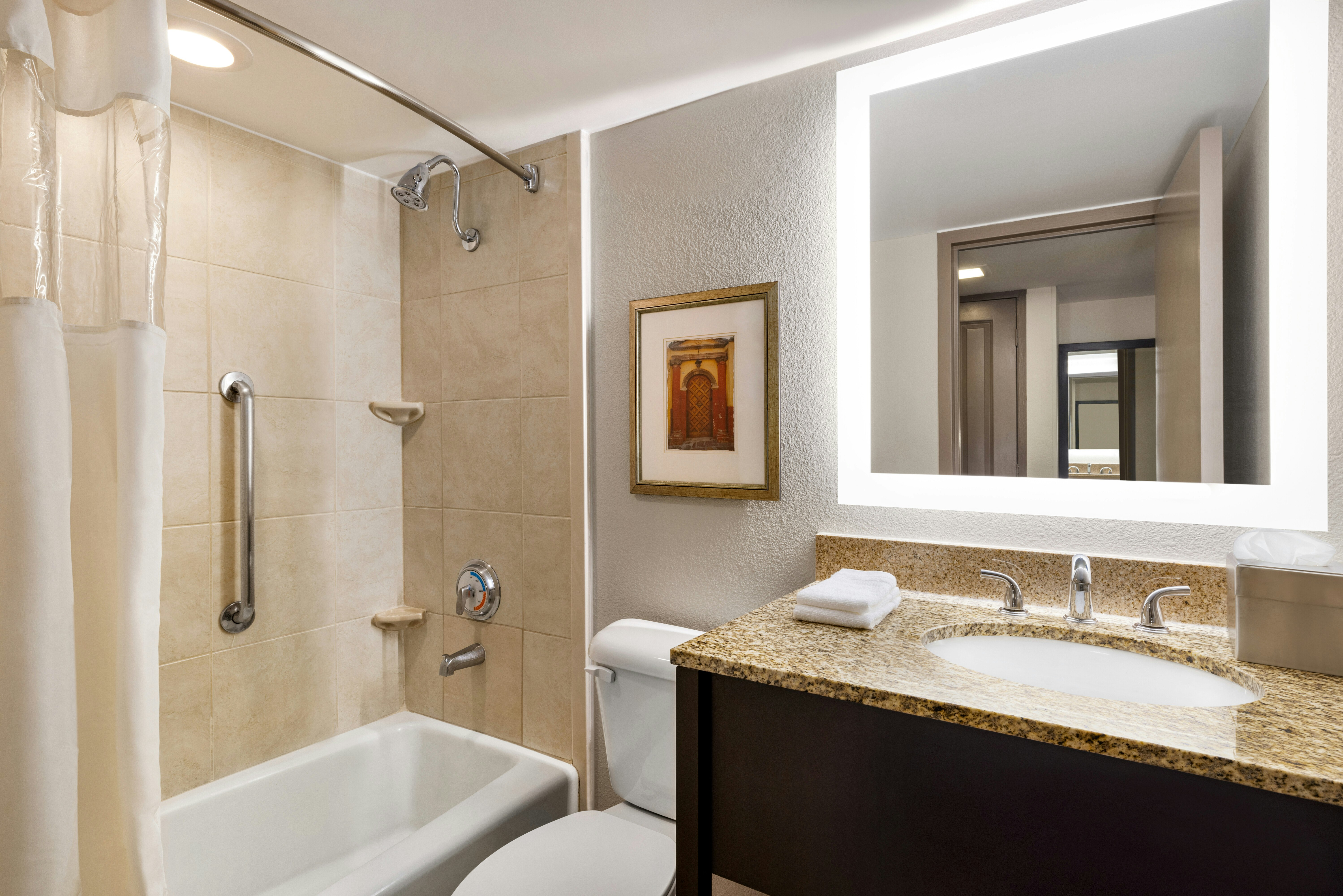 DoubleTree by Hilton New Orleans Airport