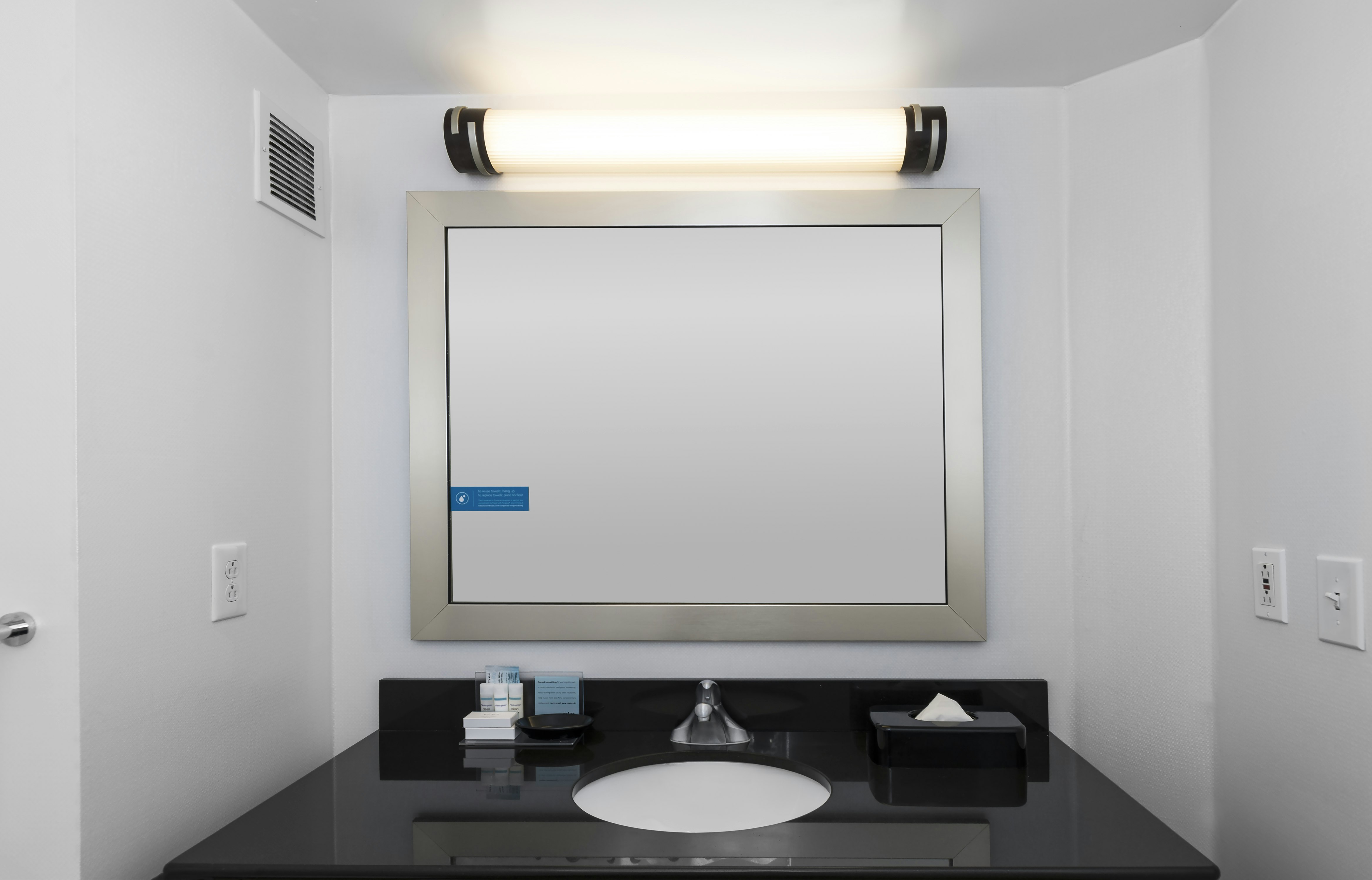 Hampton Inn & Suites Raleigh Cary Lenovo Center