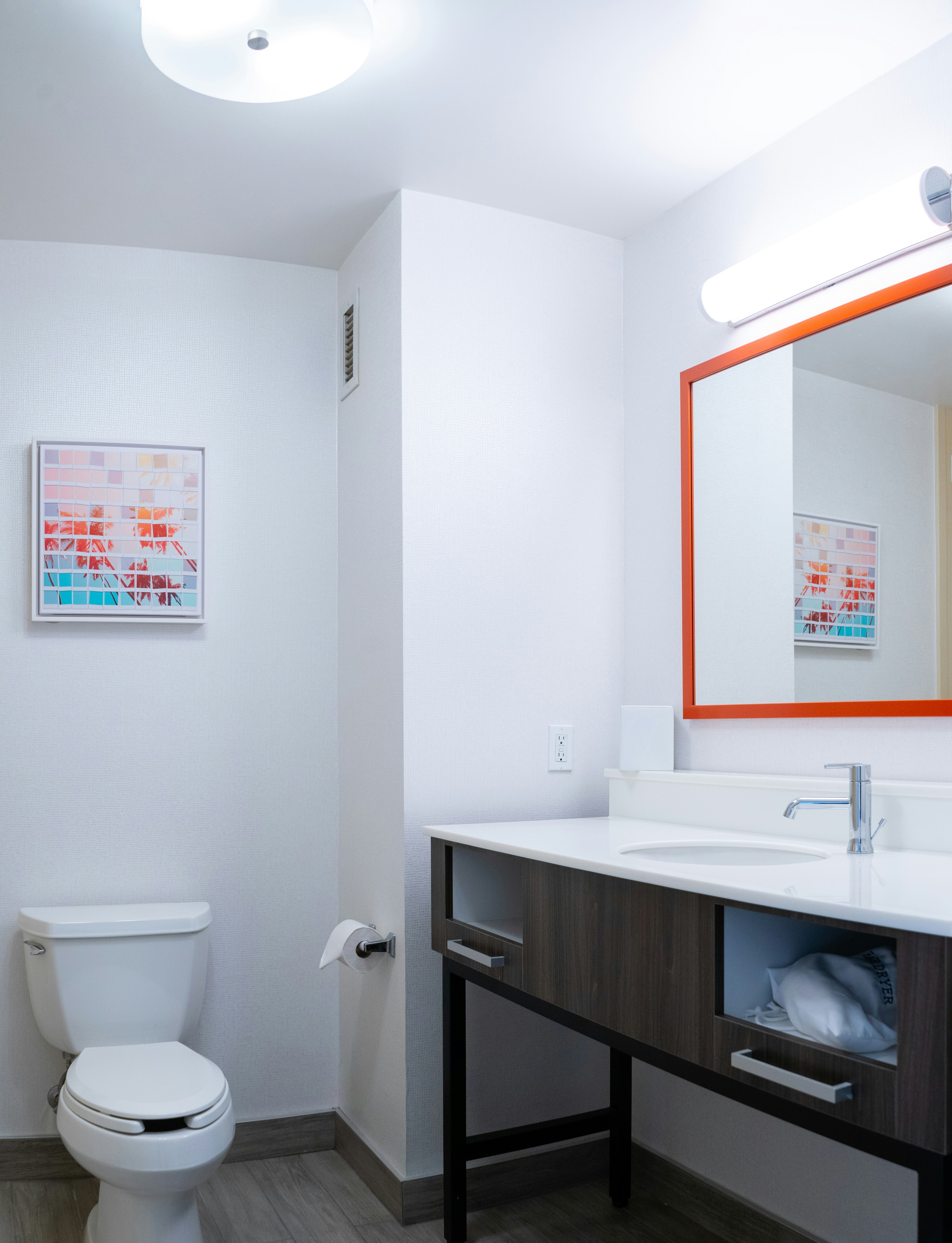 Hampton Inn & Suites Seal Beach