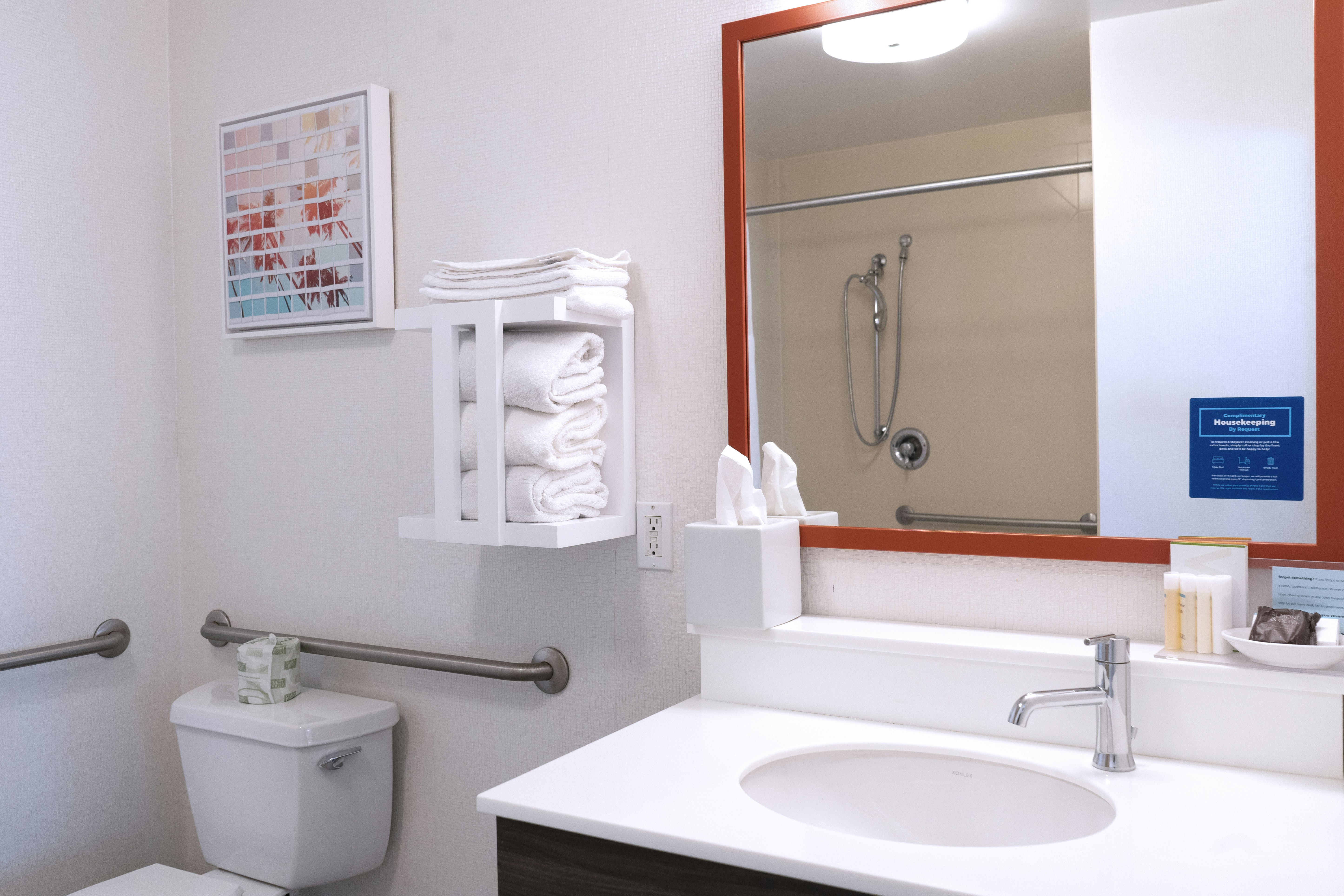 Hampton Inn & Suites Seal Beach