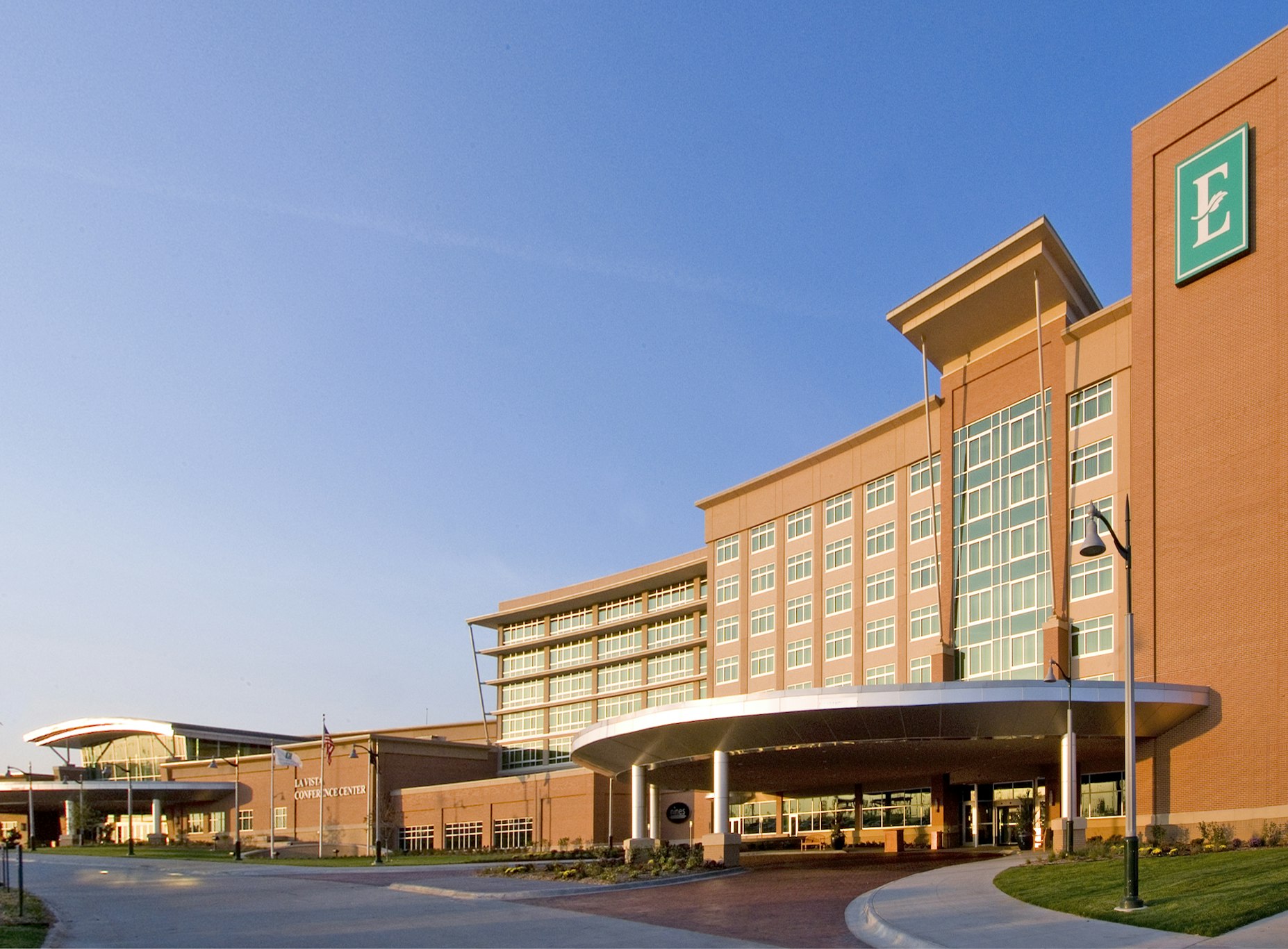 Embassy Suites by Hilton Omaha La Vista Hotel & Conference Center